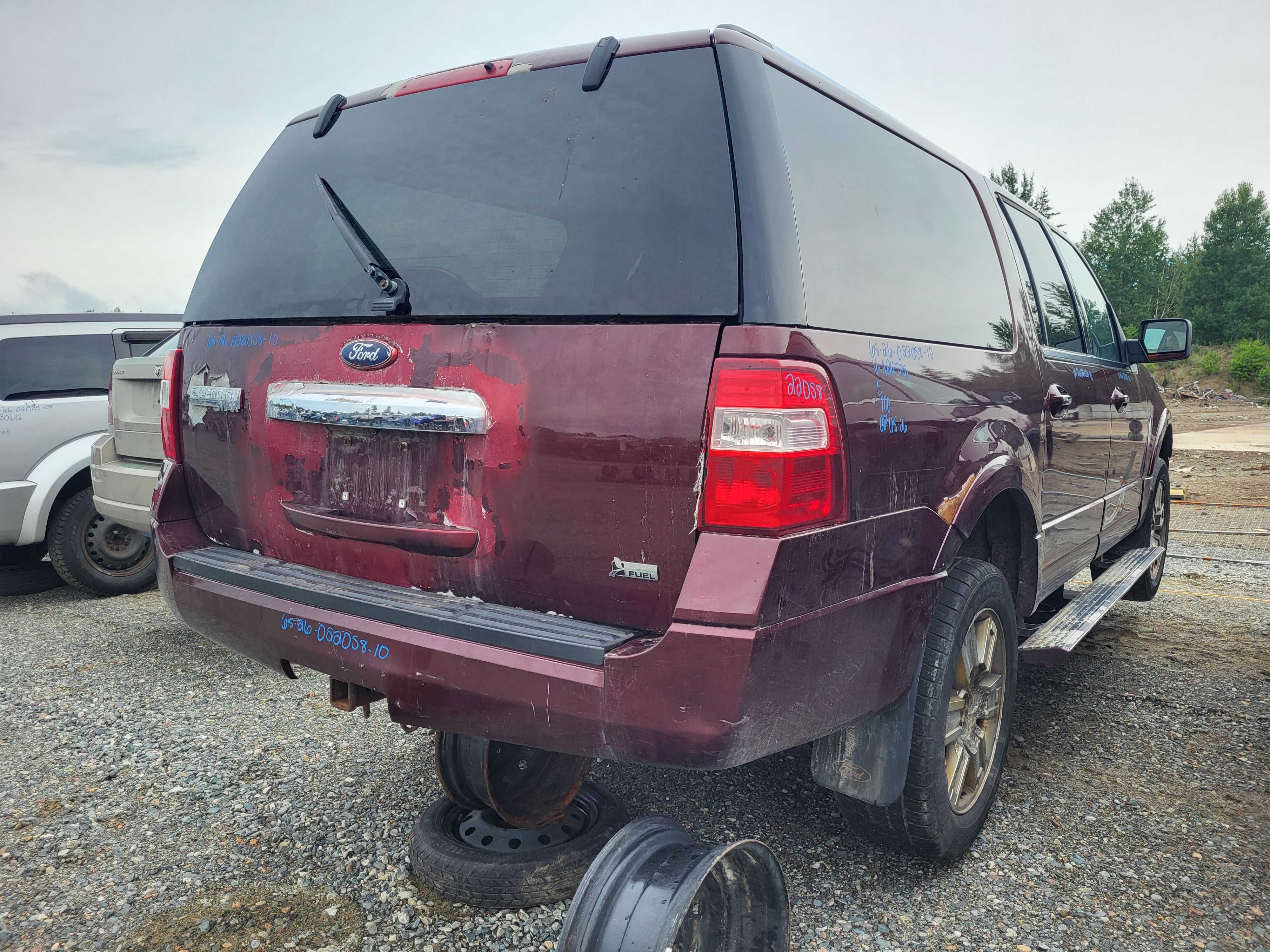 FORD EXPEDITION 2010