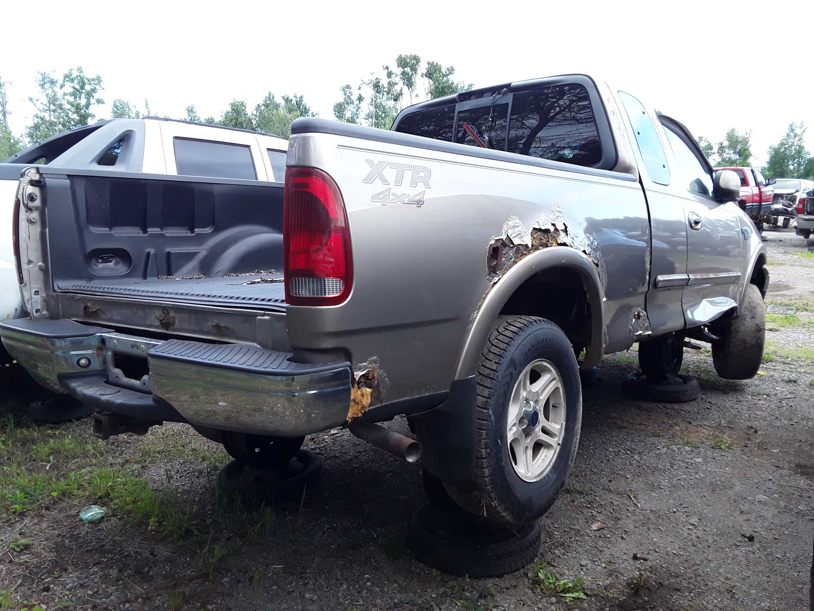 FORD F-150 2003