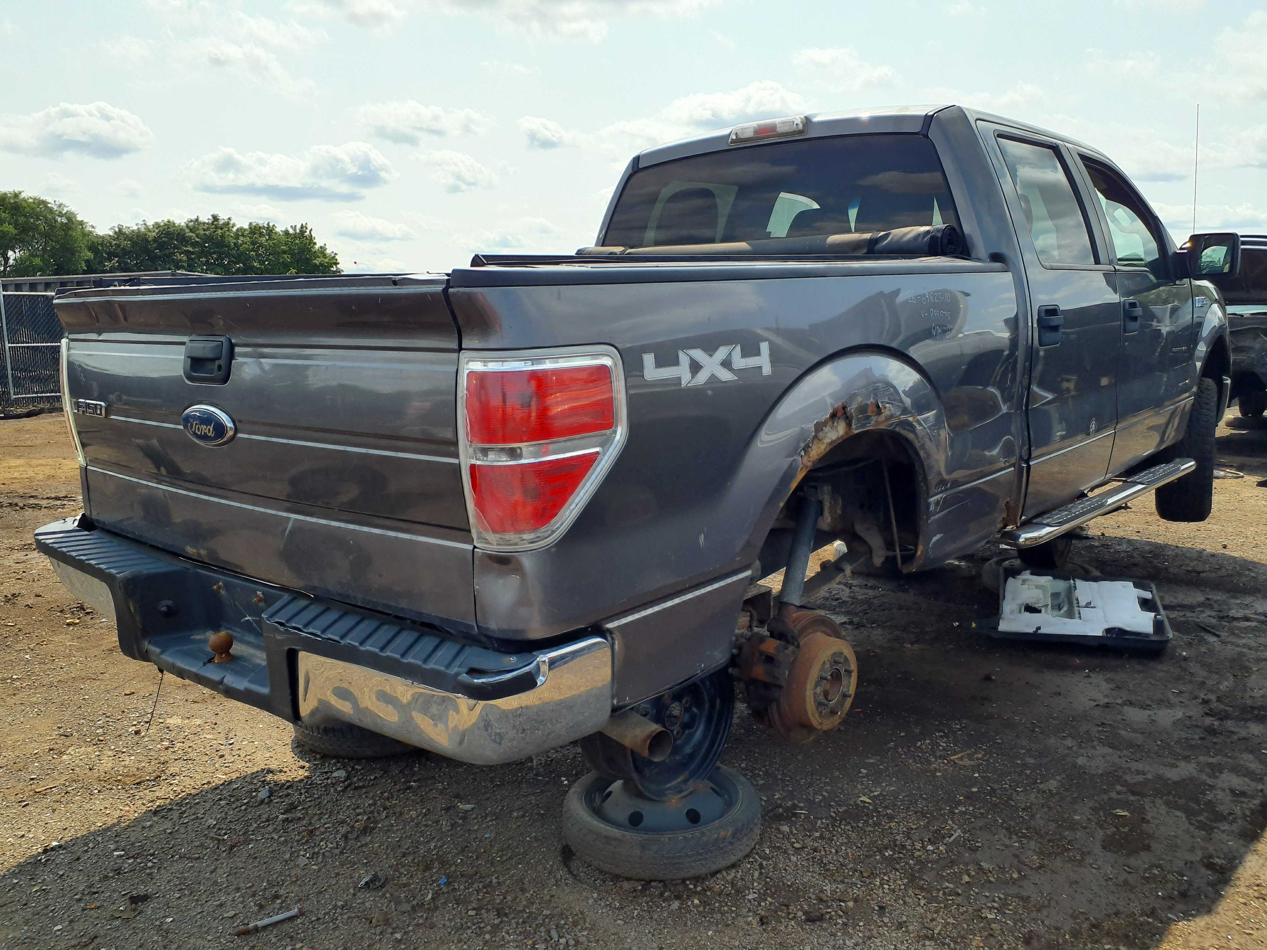 FORD F-150 2010