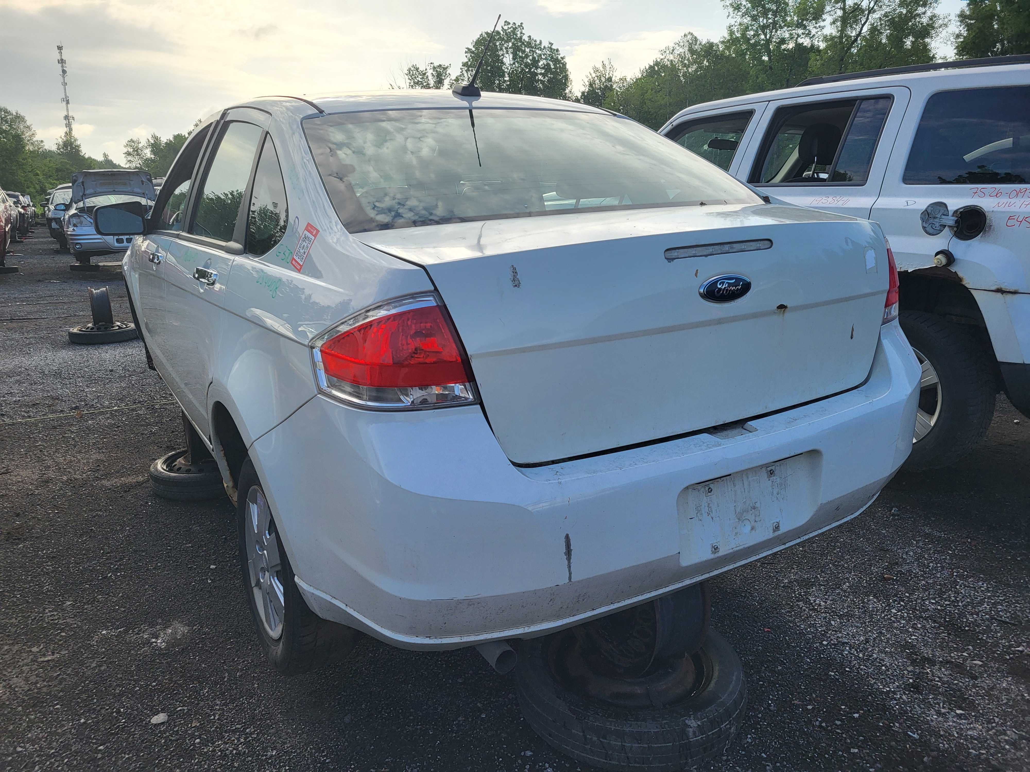 FORD FOCUS 2010