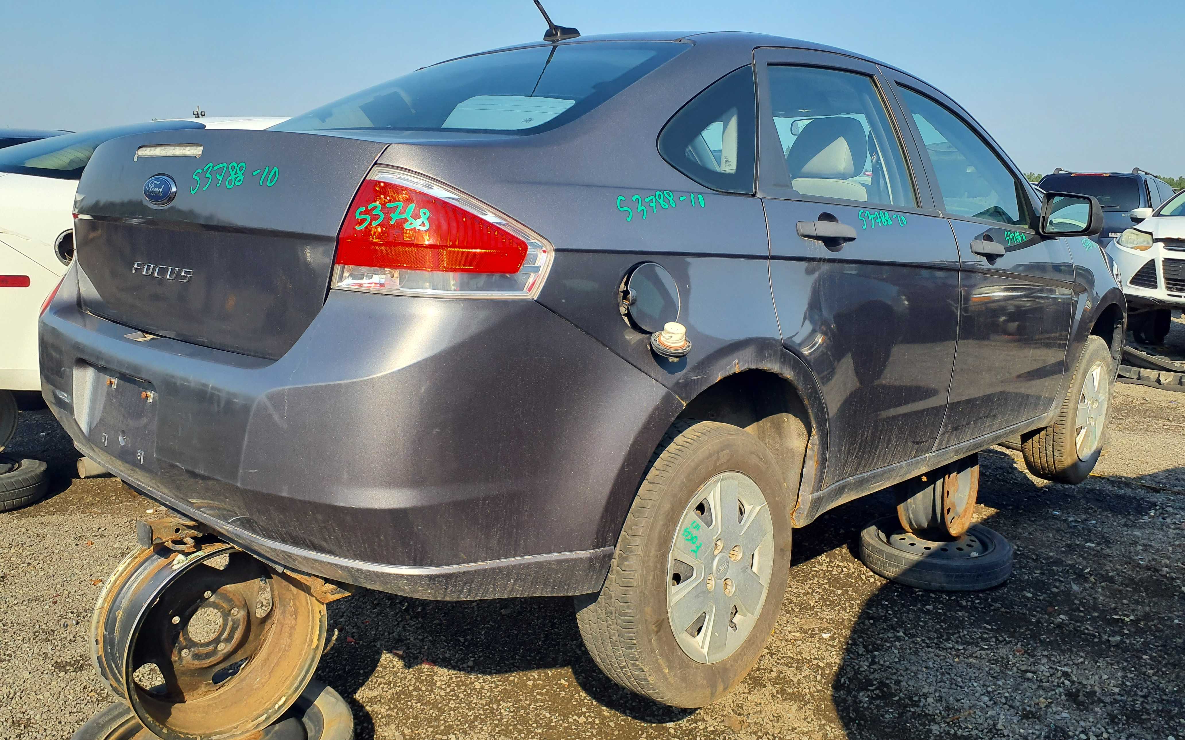 FORD FOCUS 2010