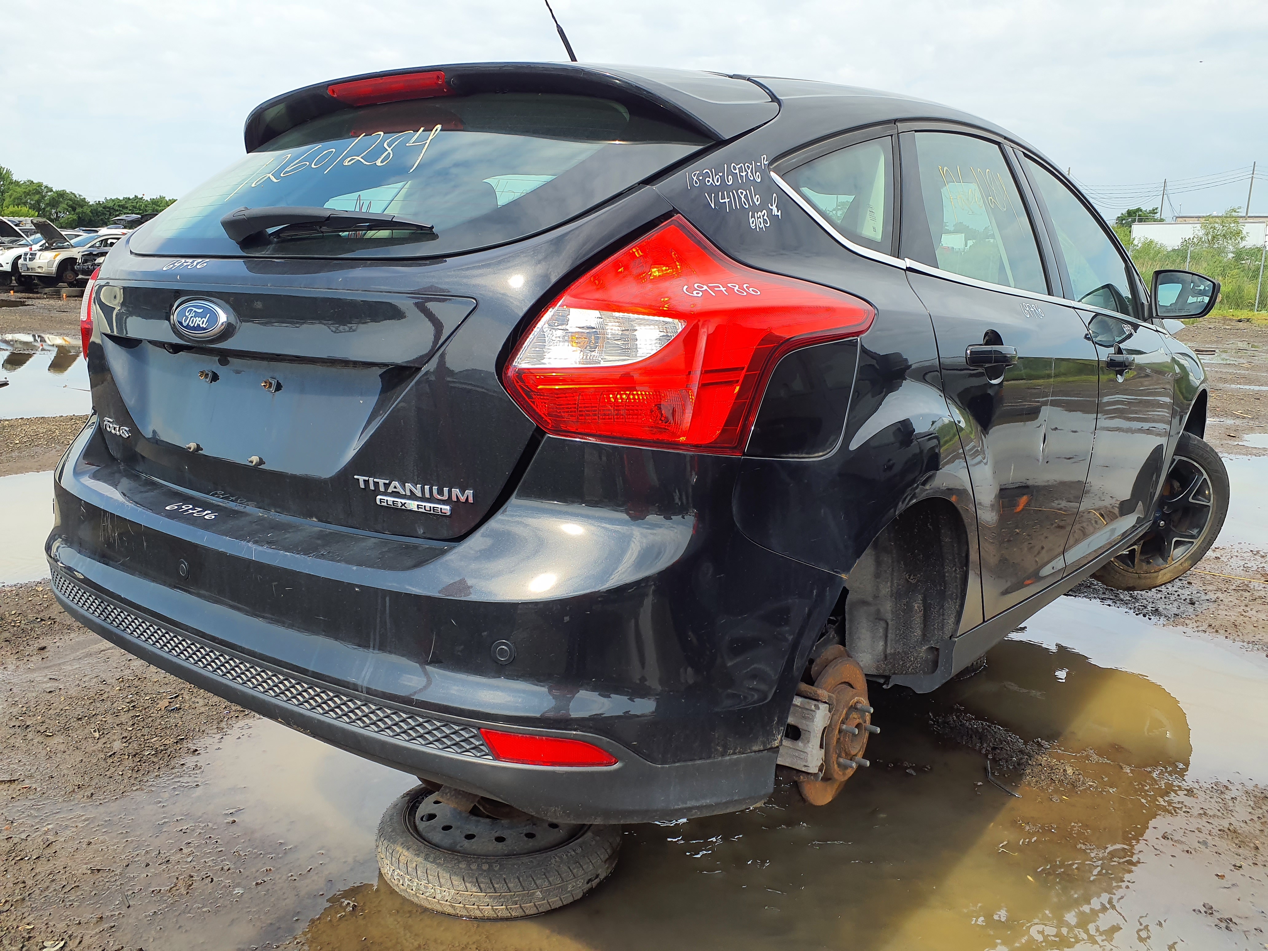 FORD FOCUS 2012