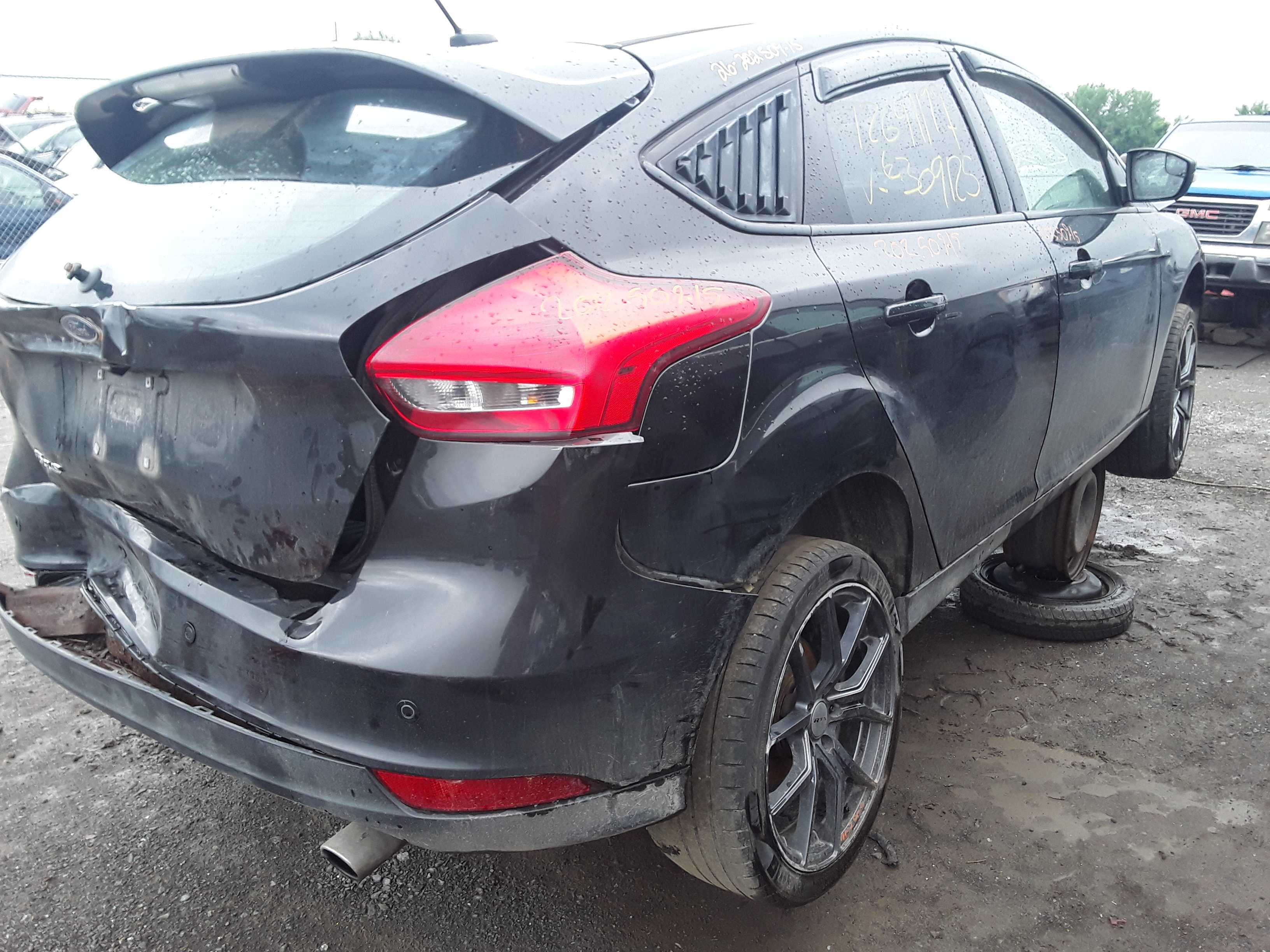 FORD FOCUS 2015