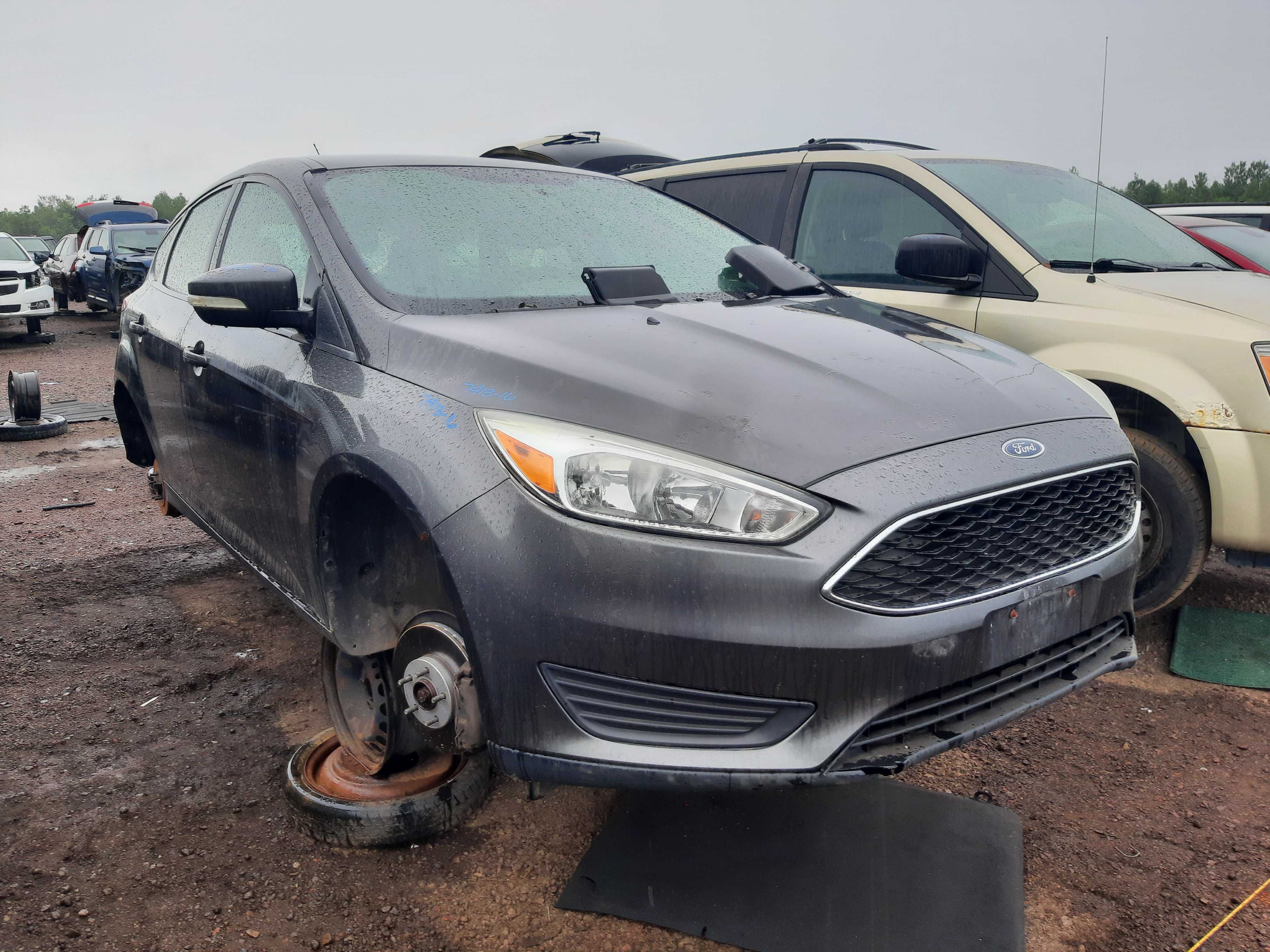 FORD FOCUS 2016