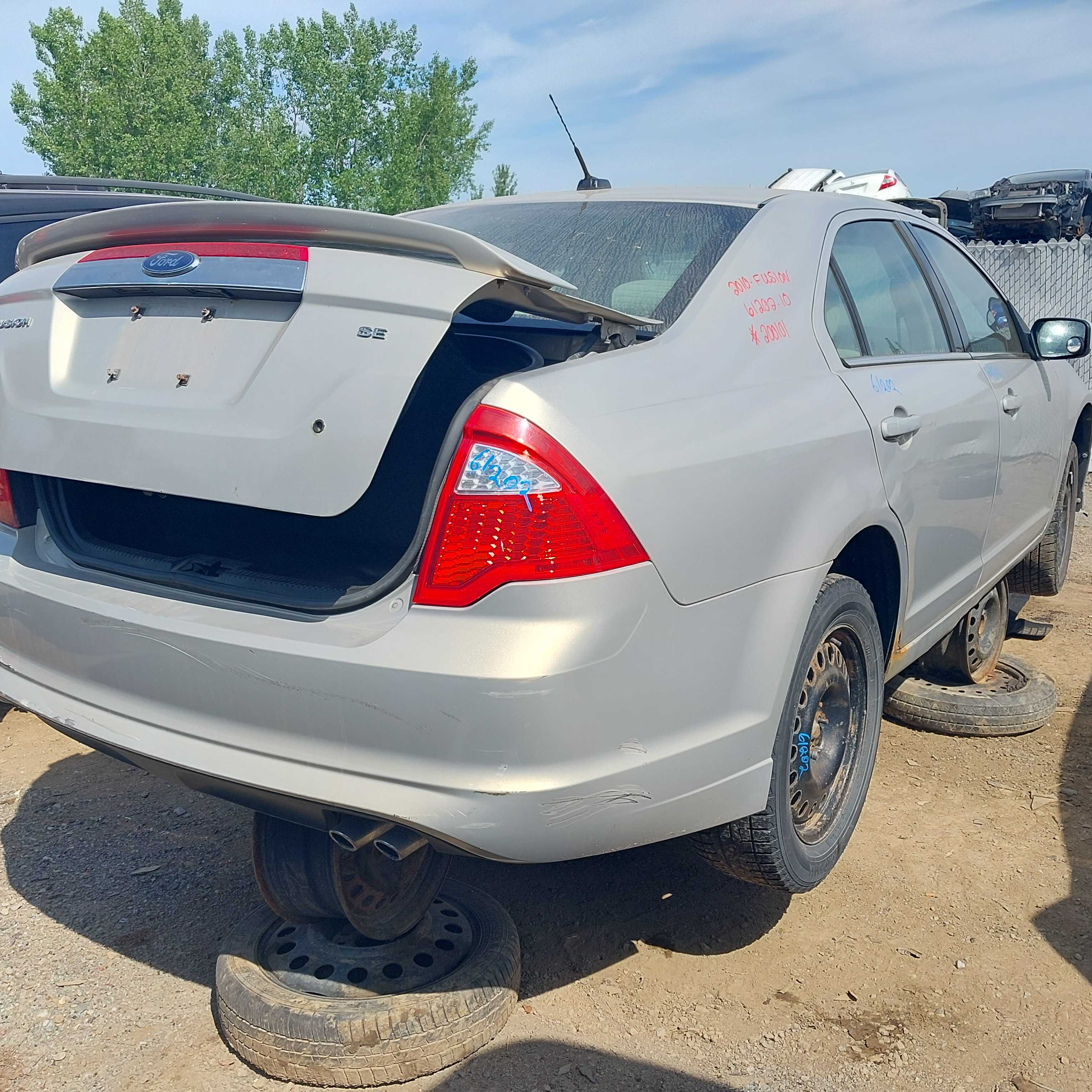 FORD FUSION 2010