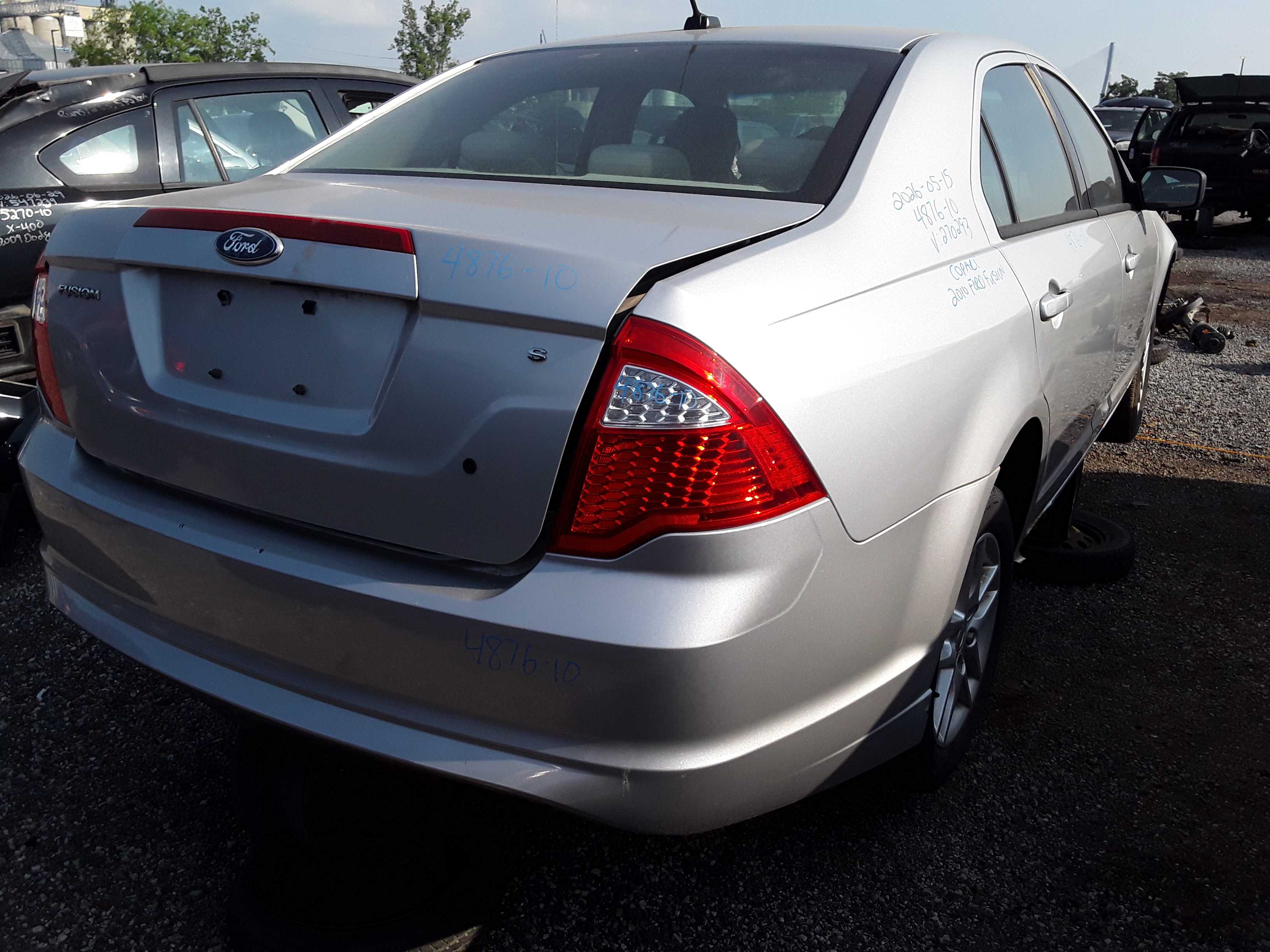 FORD FUSION 2010