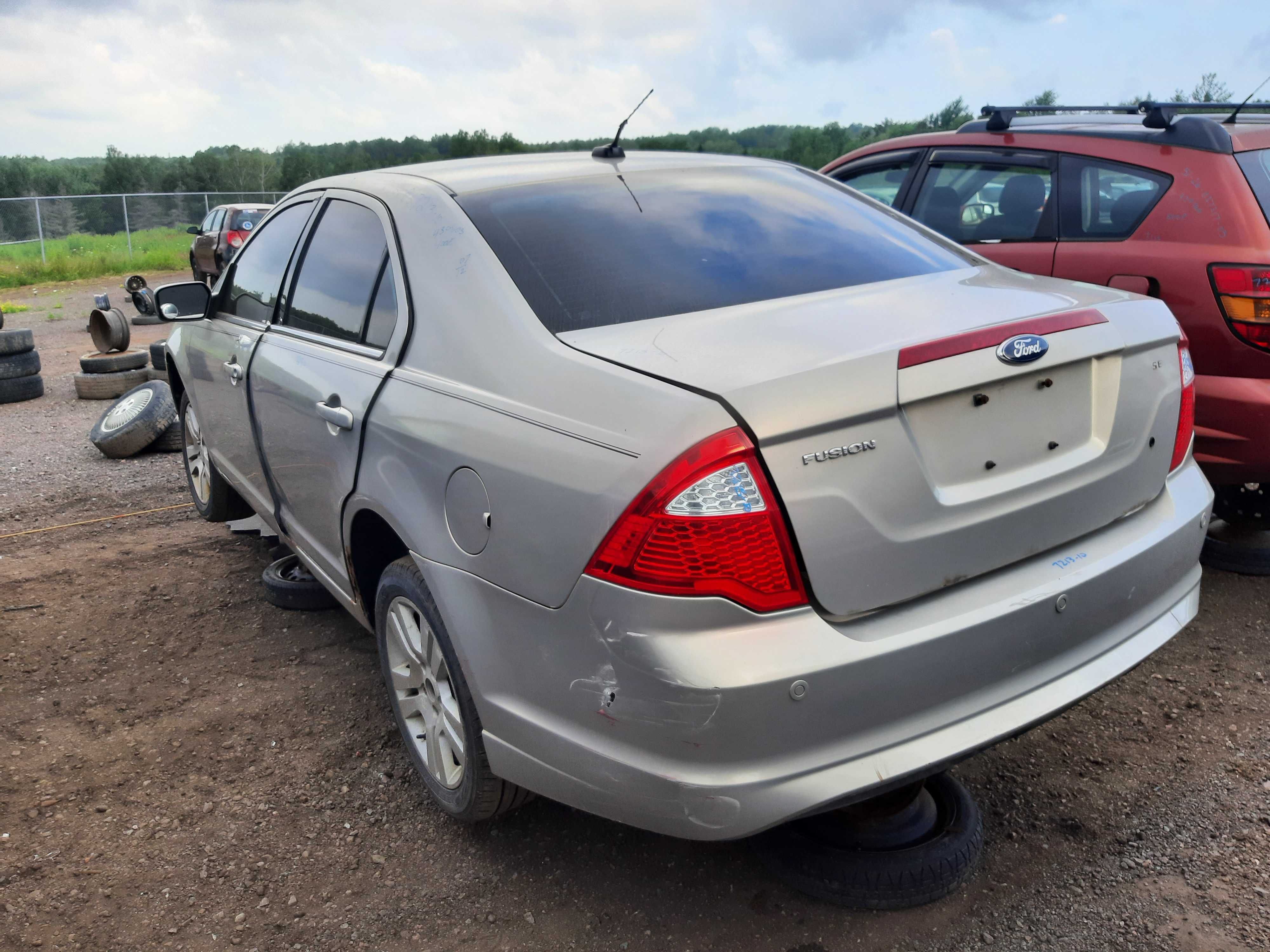FORD FUSION 2010