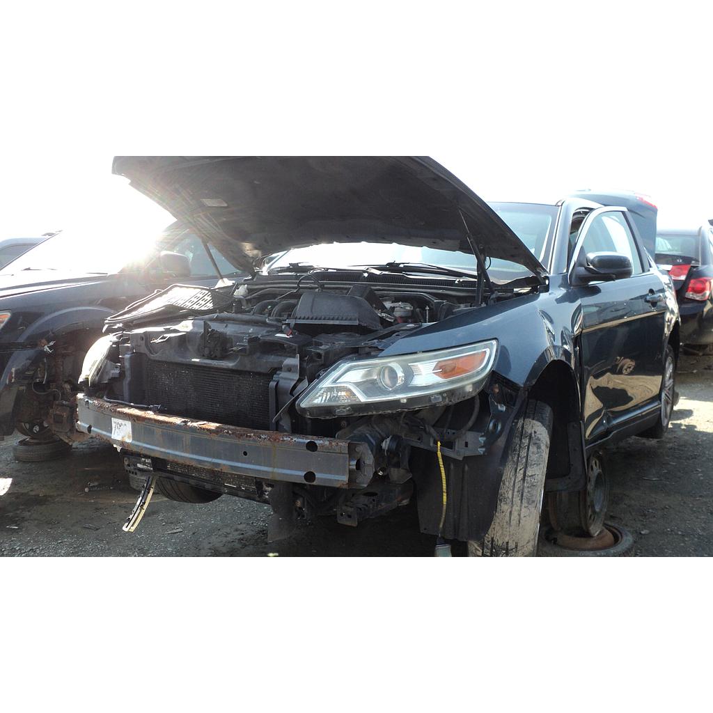 FORD TAURUS 2010