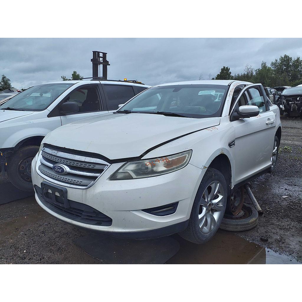 FORD TAURUS 2011