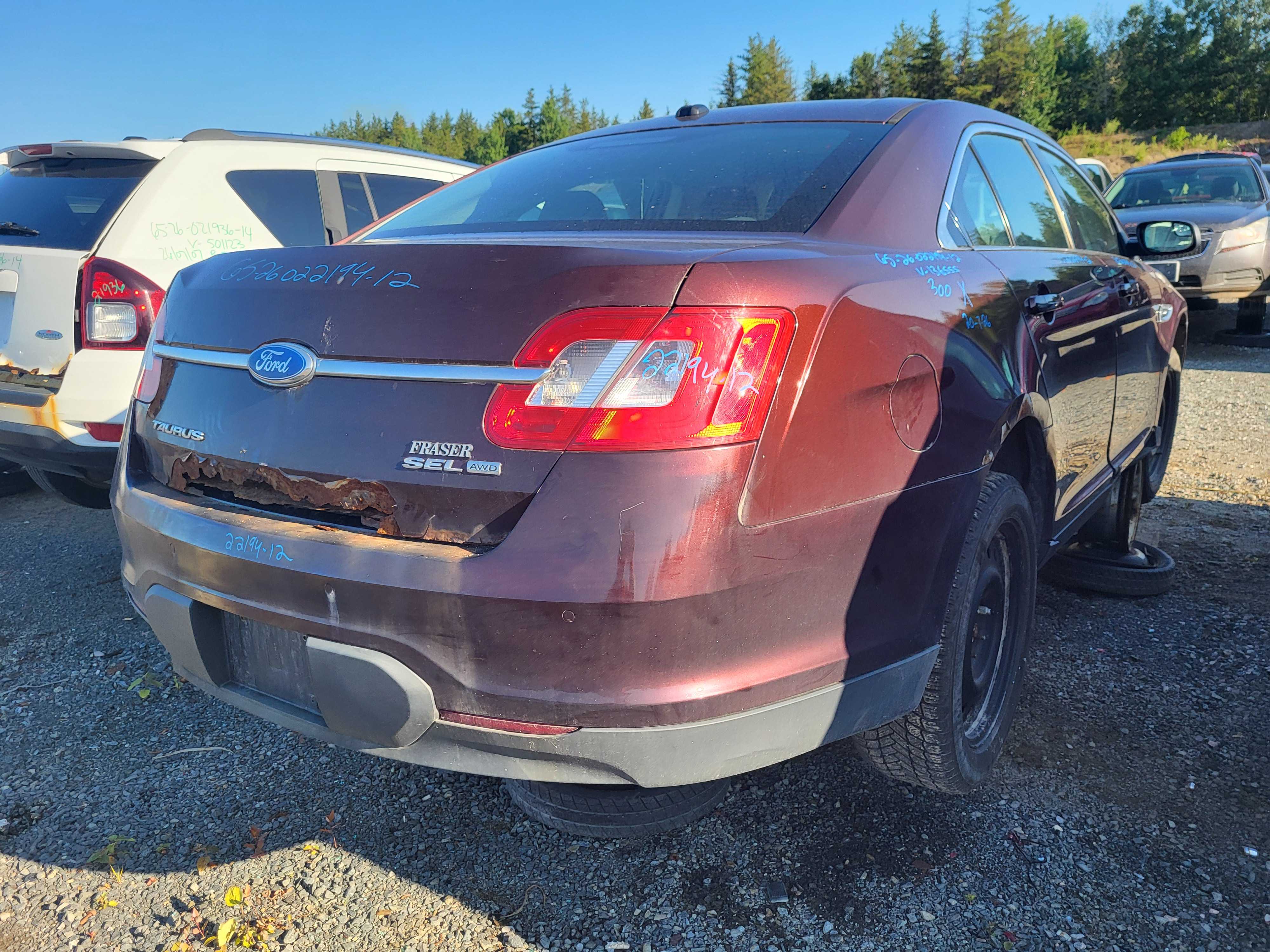 FORD TAURUS 2012