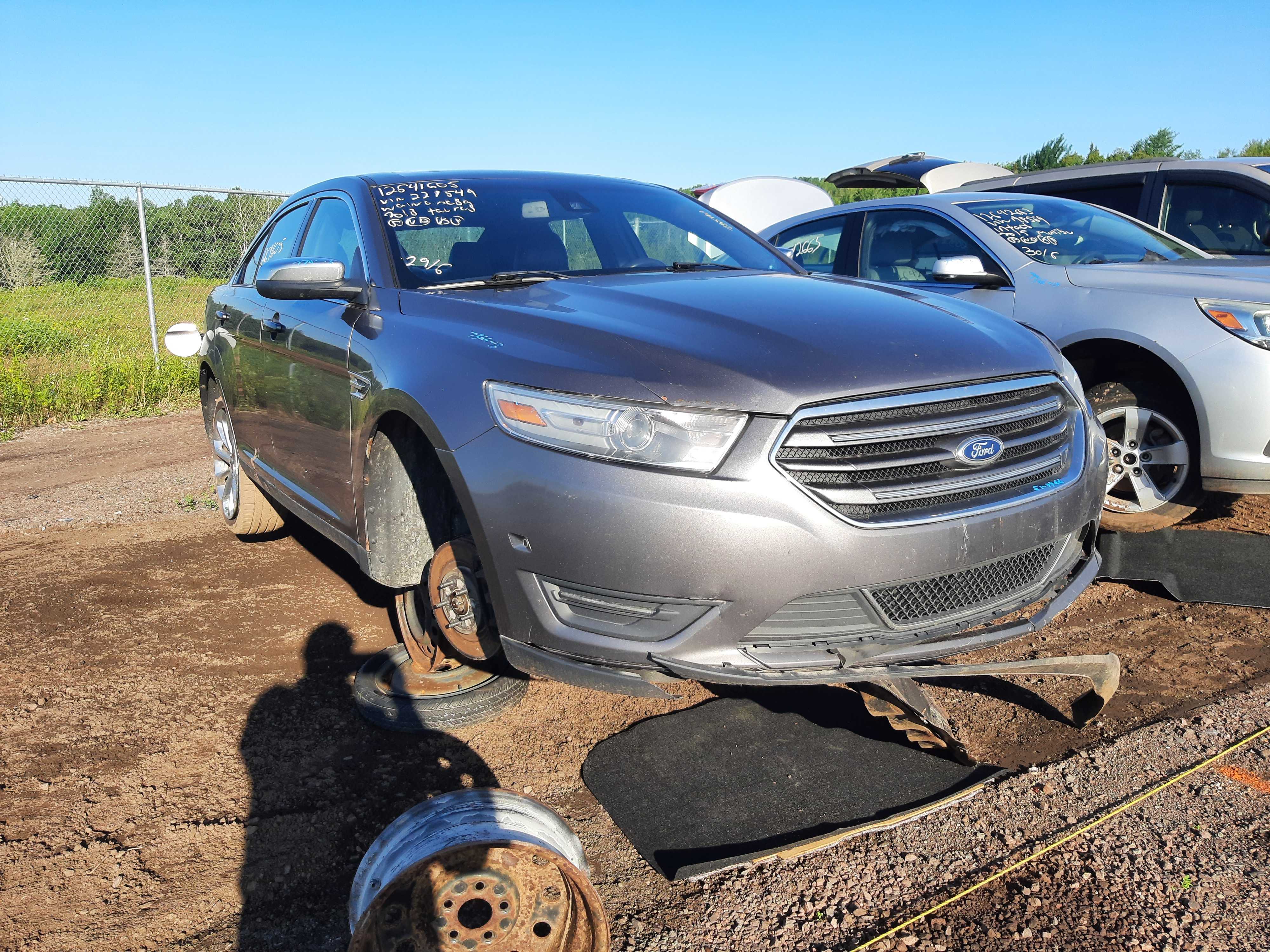 FORD TAURUS 2013