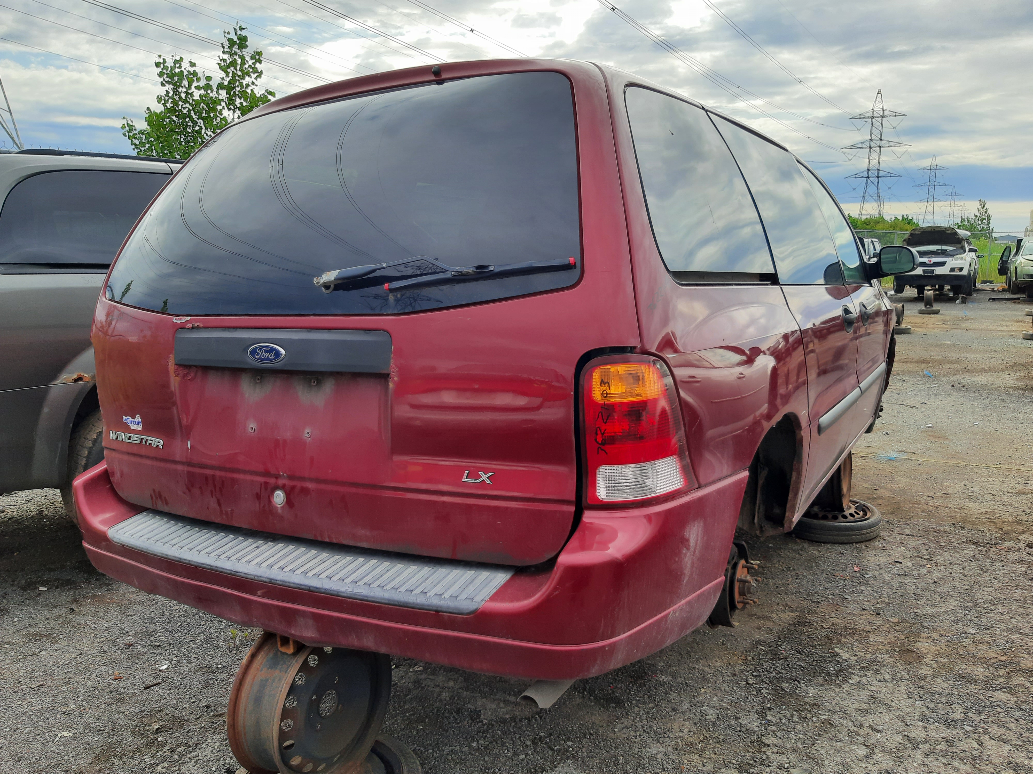 FORD WINDSTAR 2003