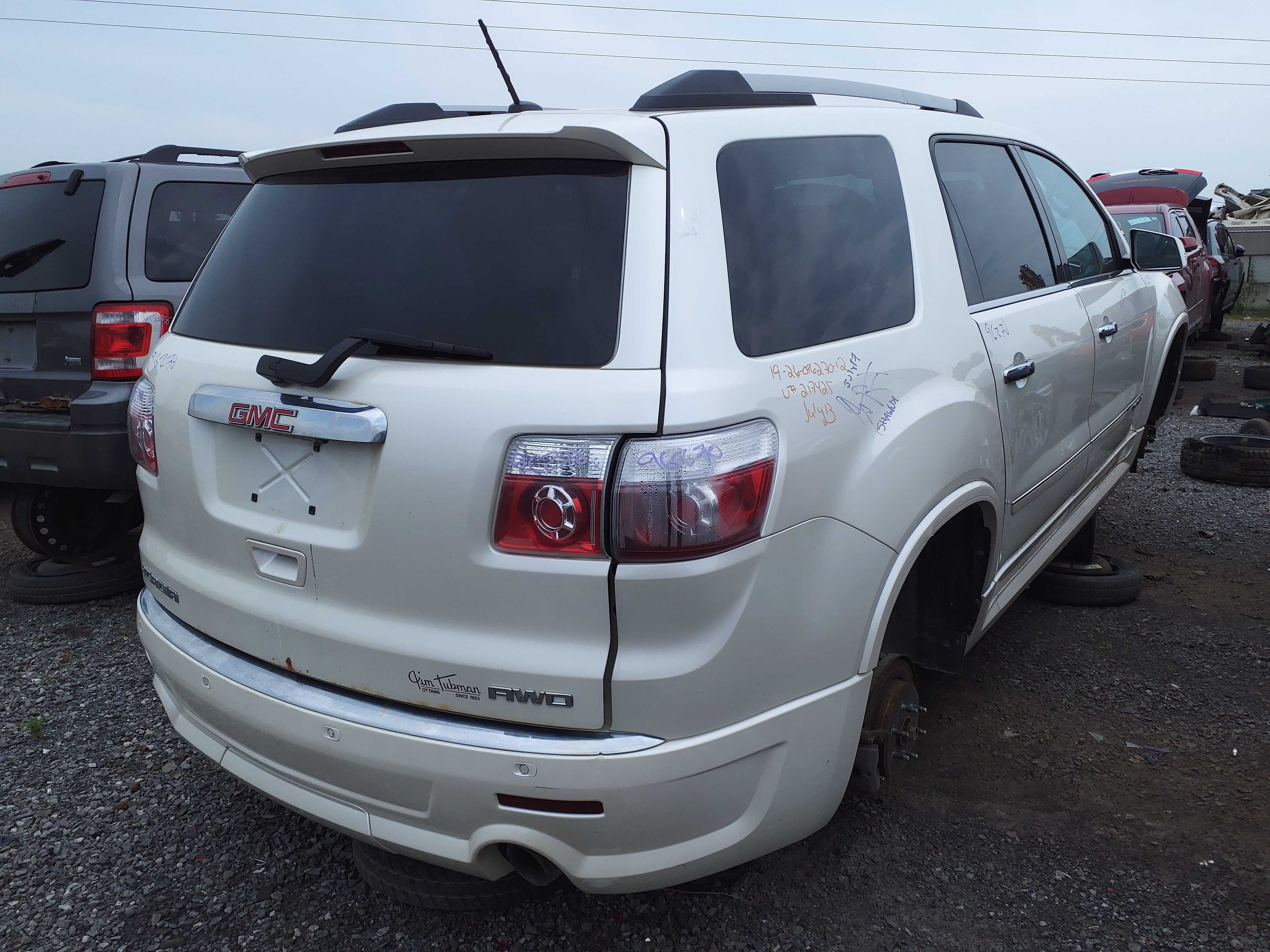 GMC ACADIA 2012