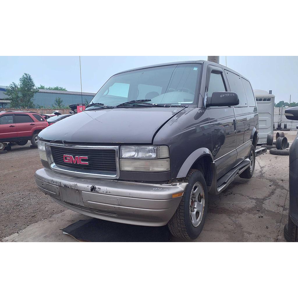 GMC SAFARI 2003