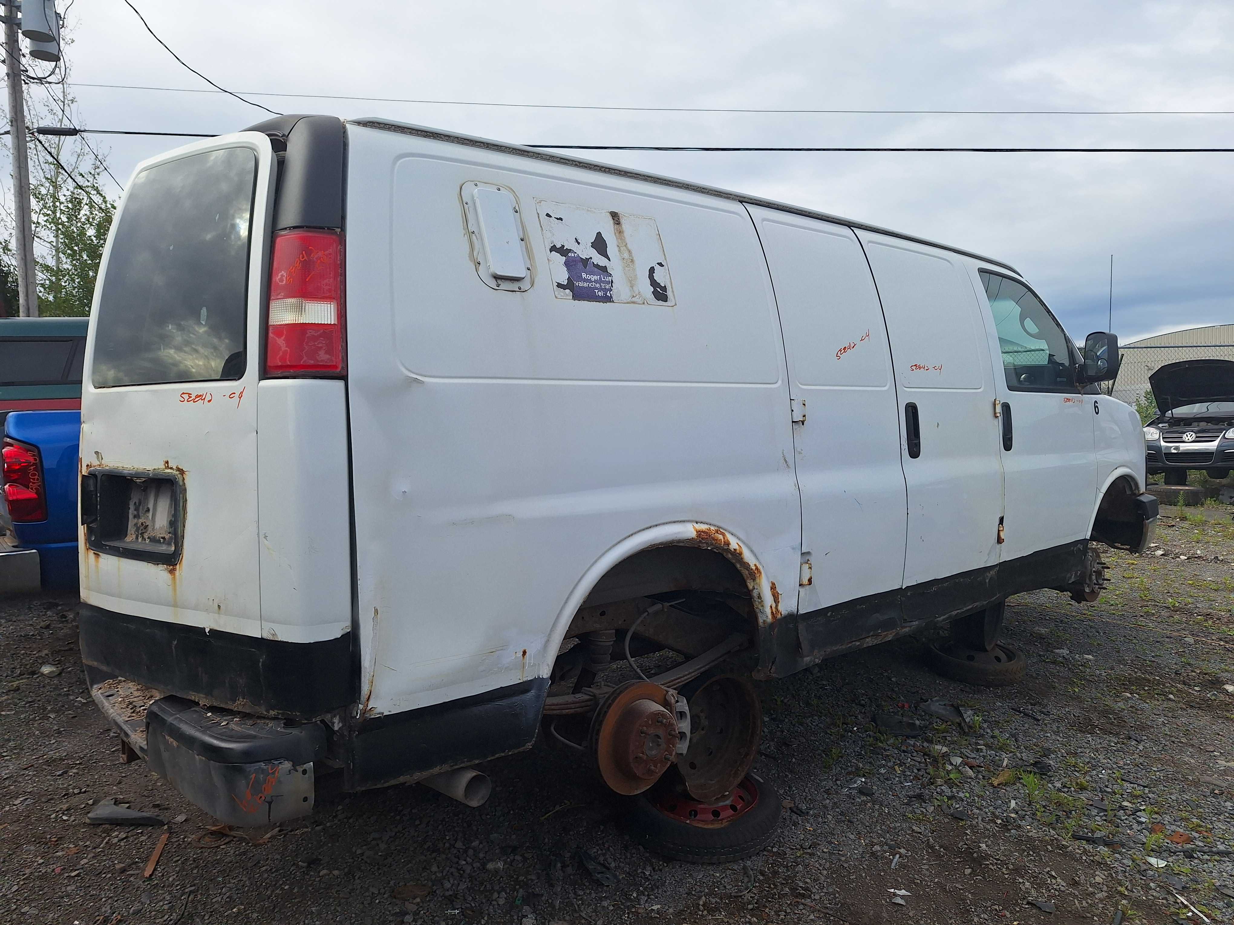 GMC SAVANA CARGO 2004
