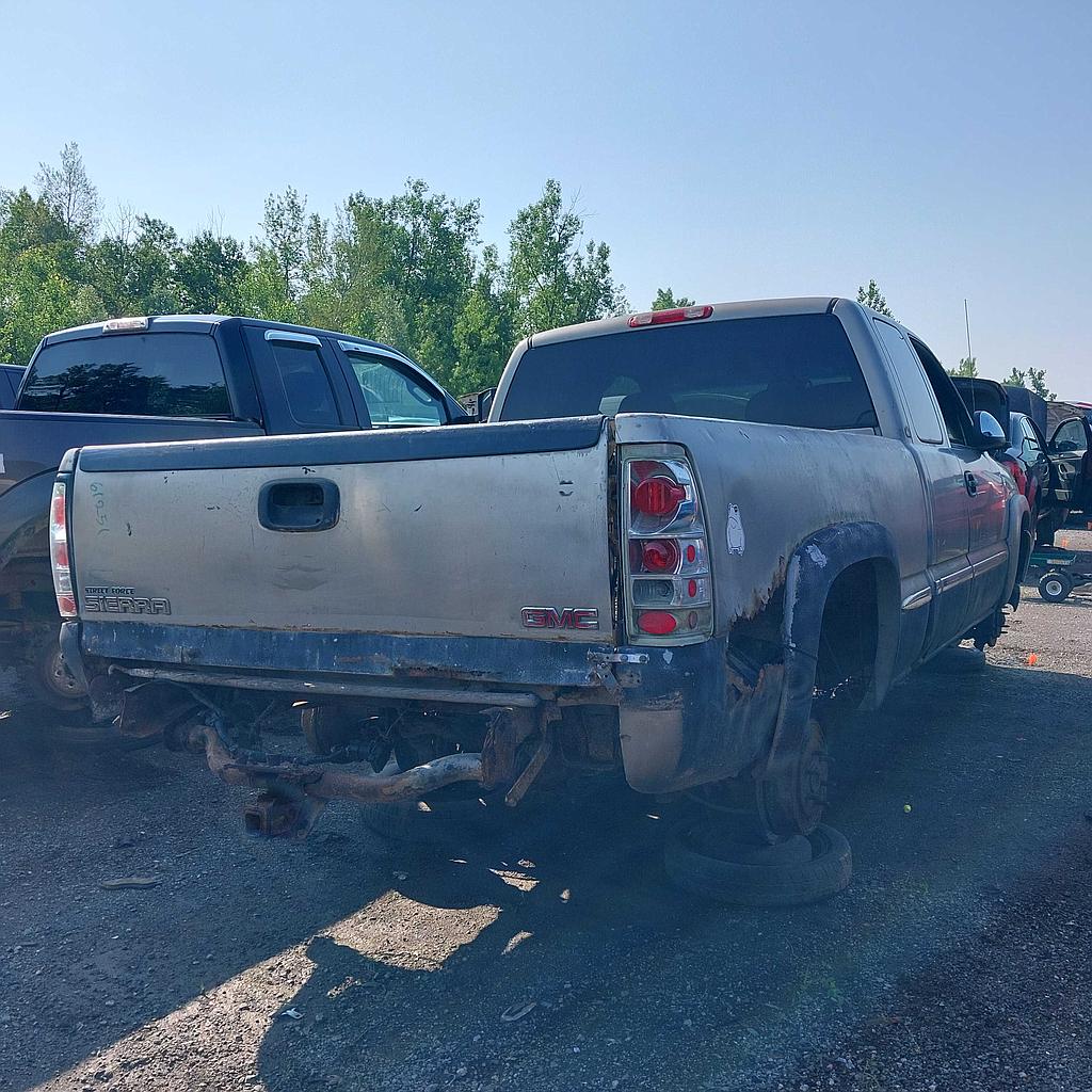 GMC SIERRA 1500 2002
