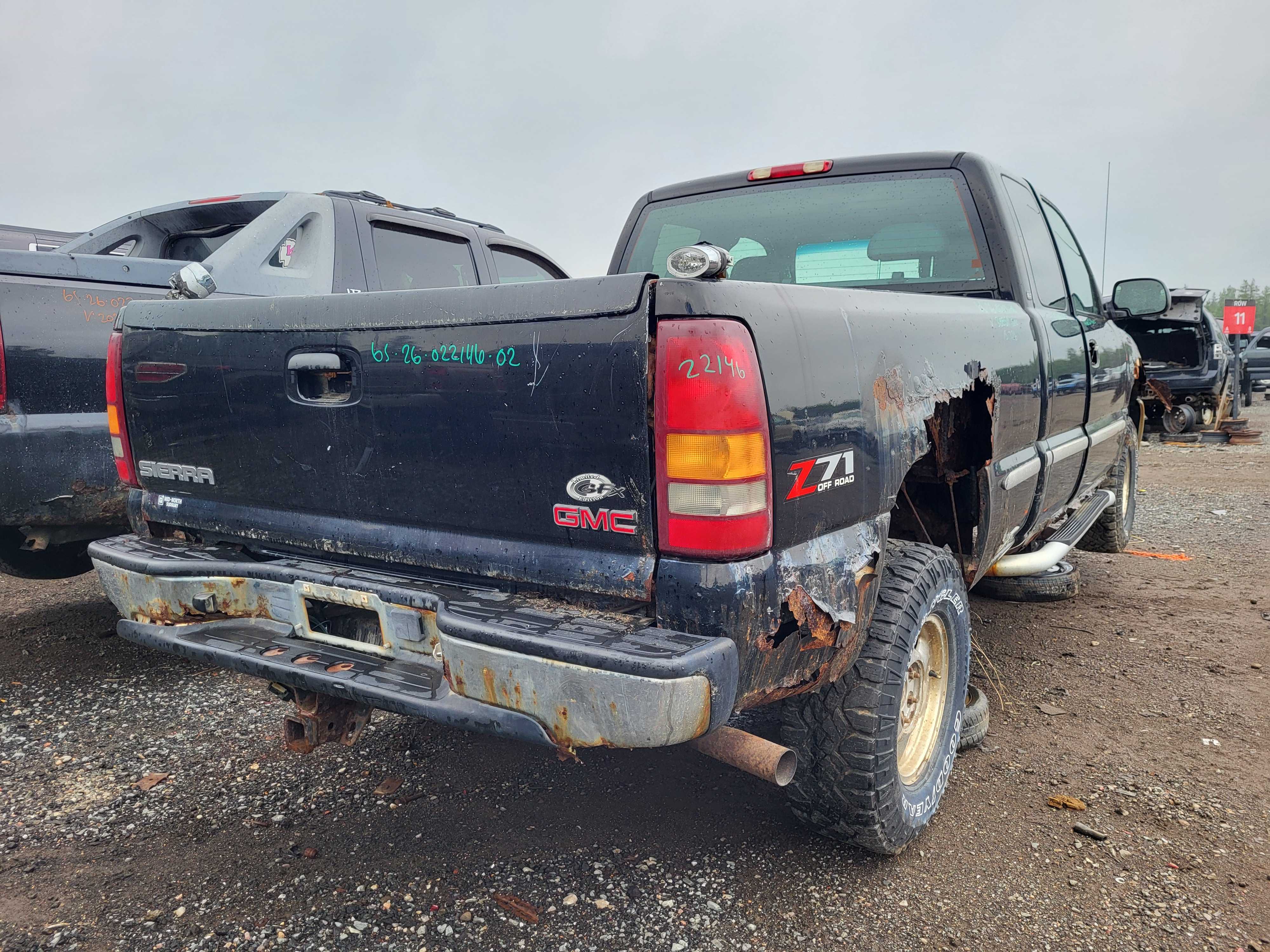GMC SIERRA 1500 2002