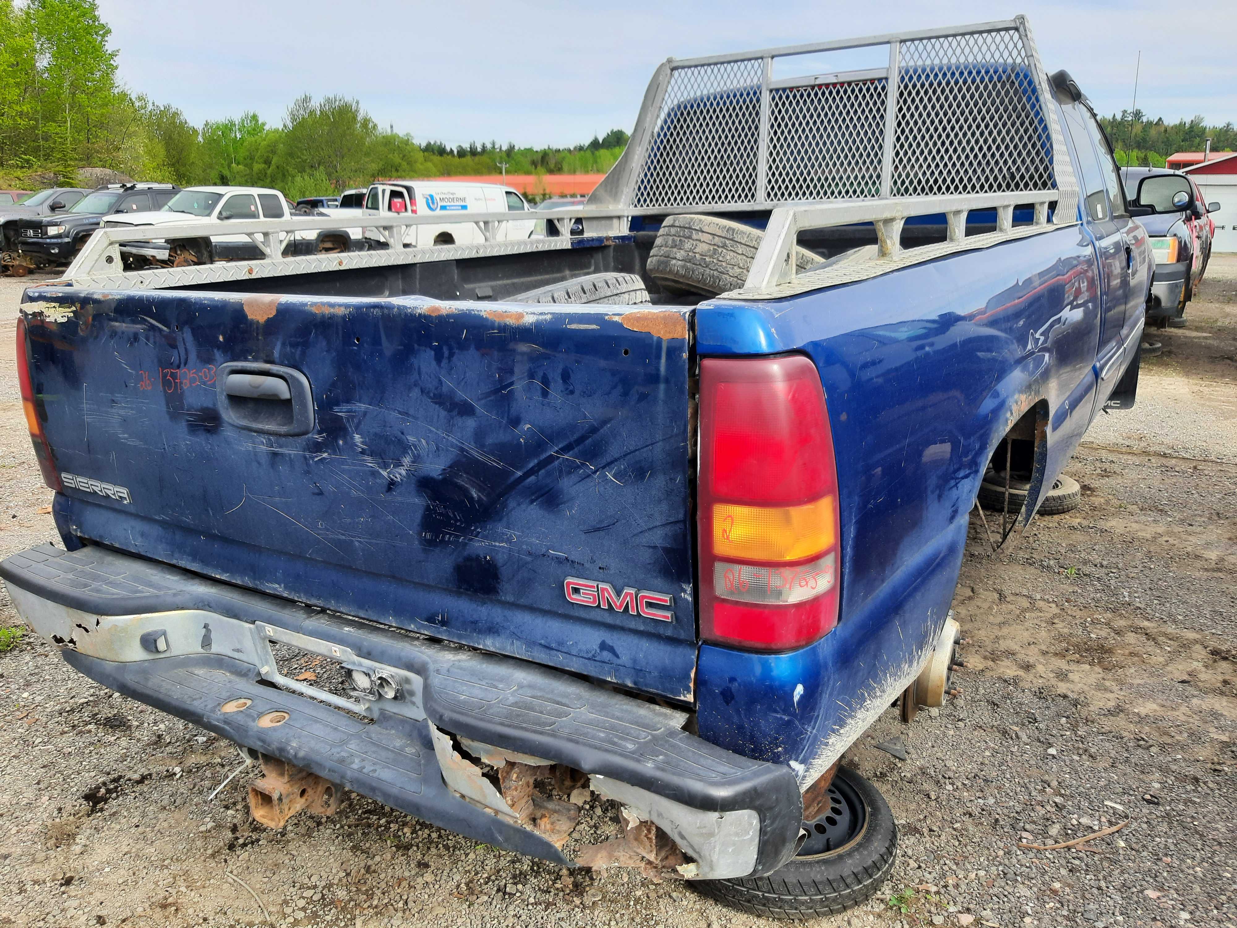 GMC SIERRA 1500 2003