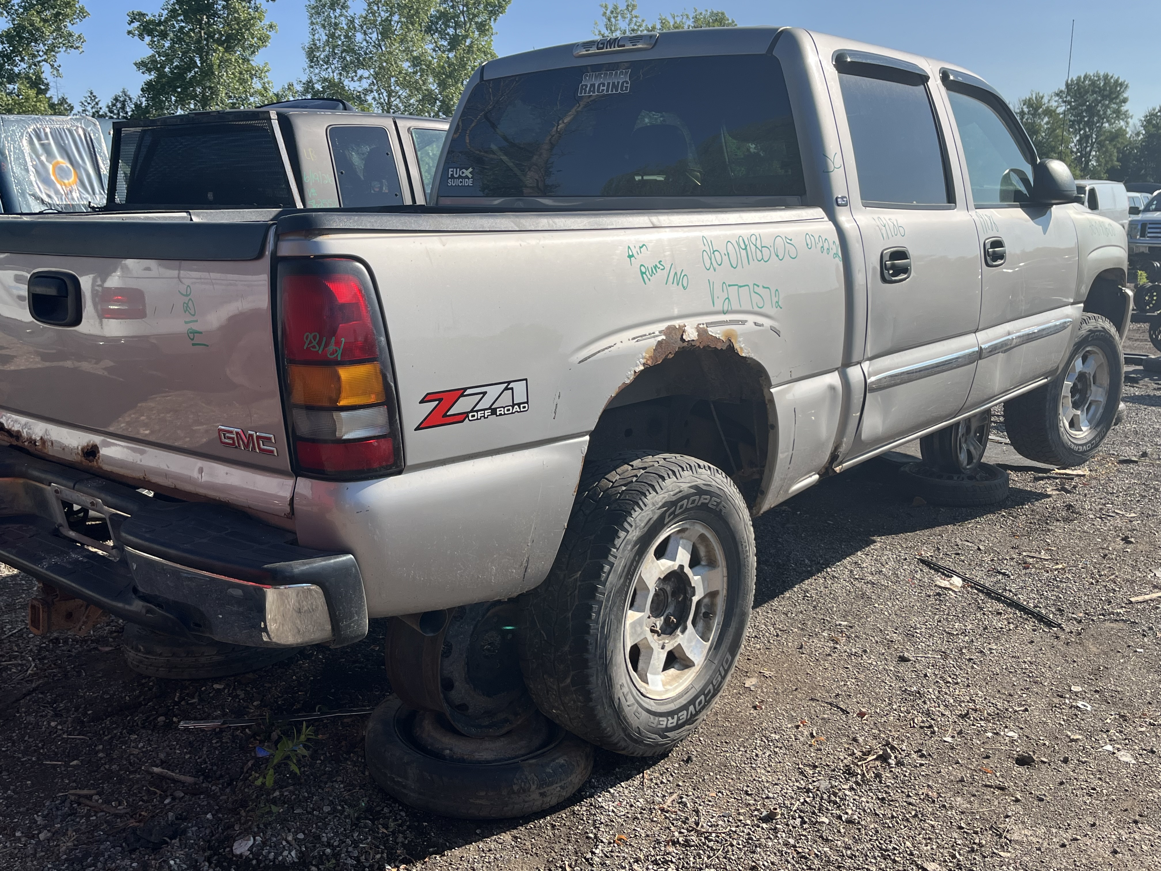 GMC SIERRA 1500 2005