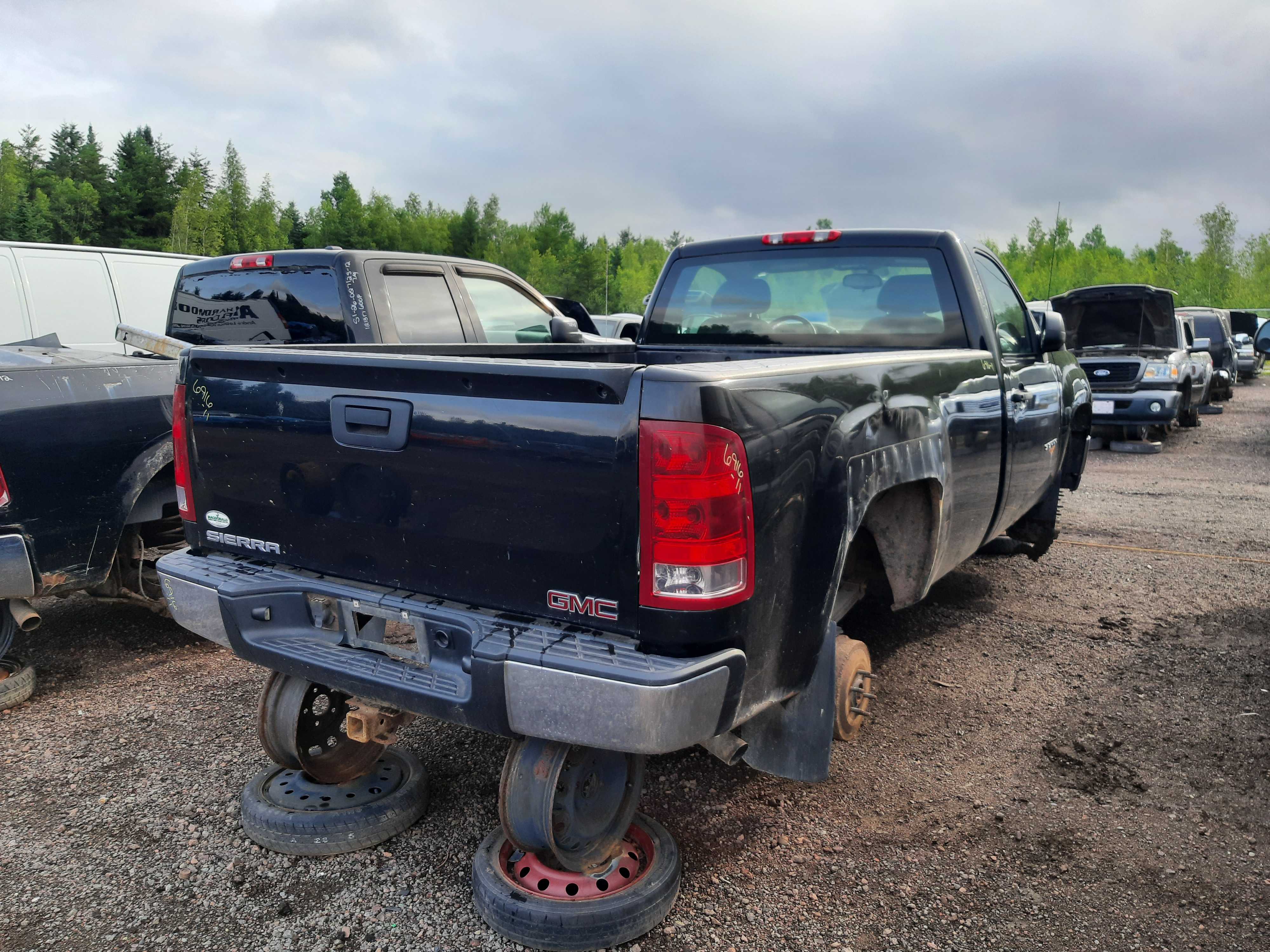 GMC SIERRA 1500 2011