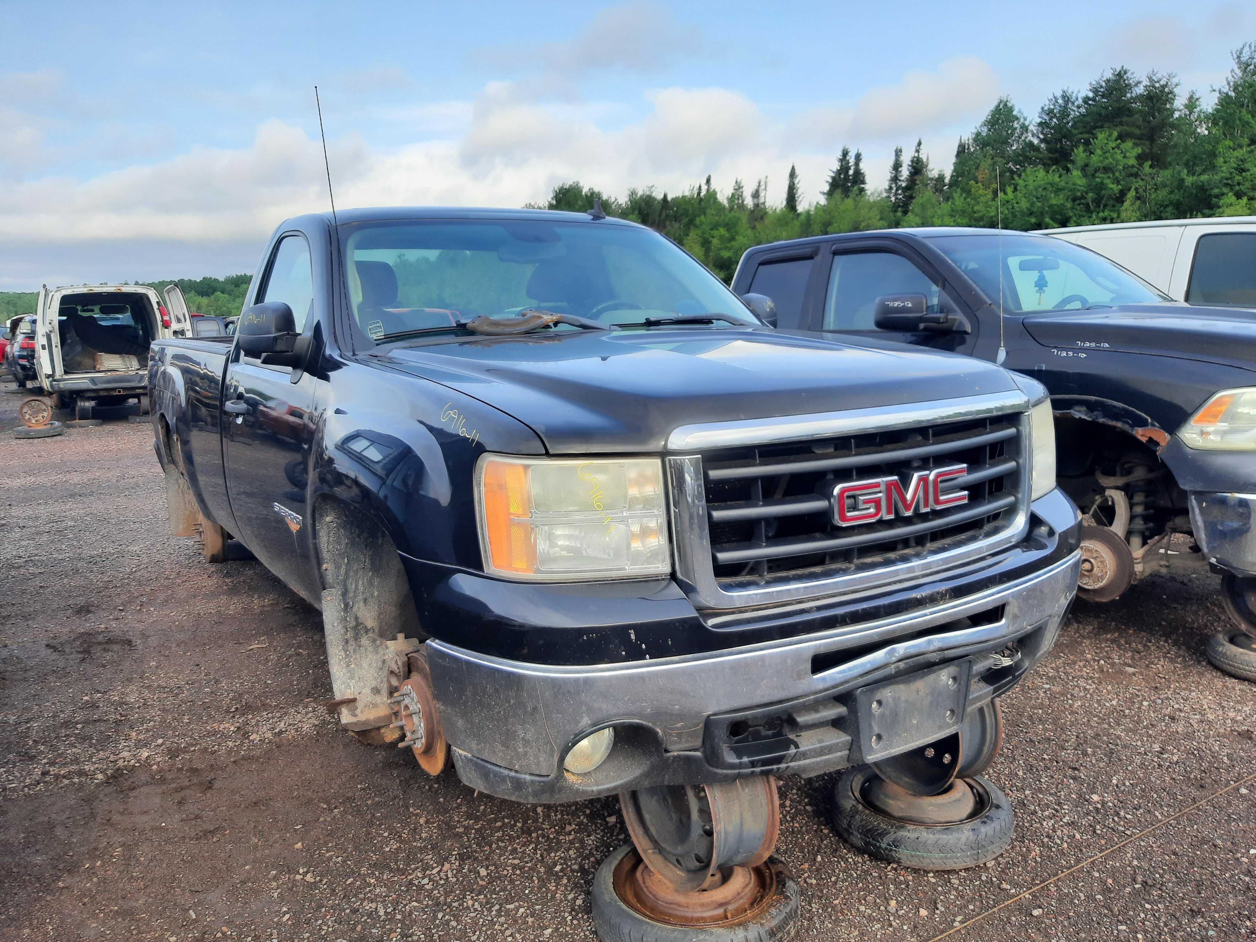 GMC SIERRA 1500 2011
