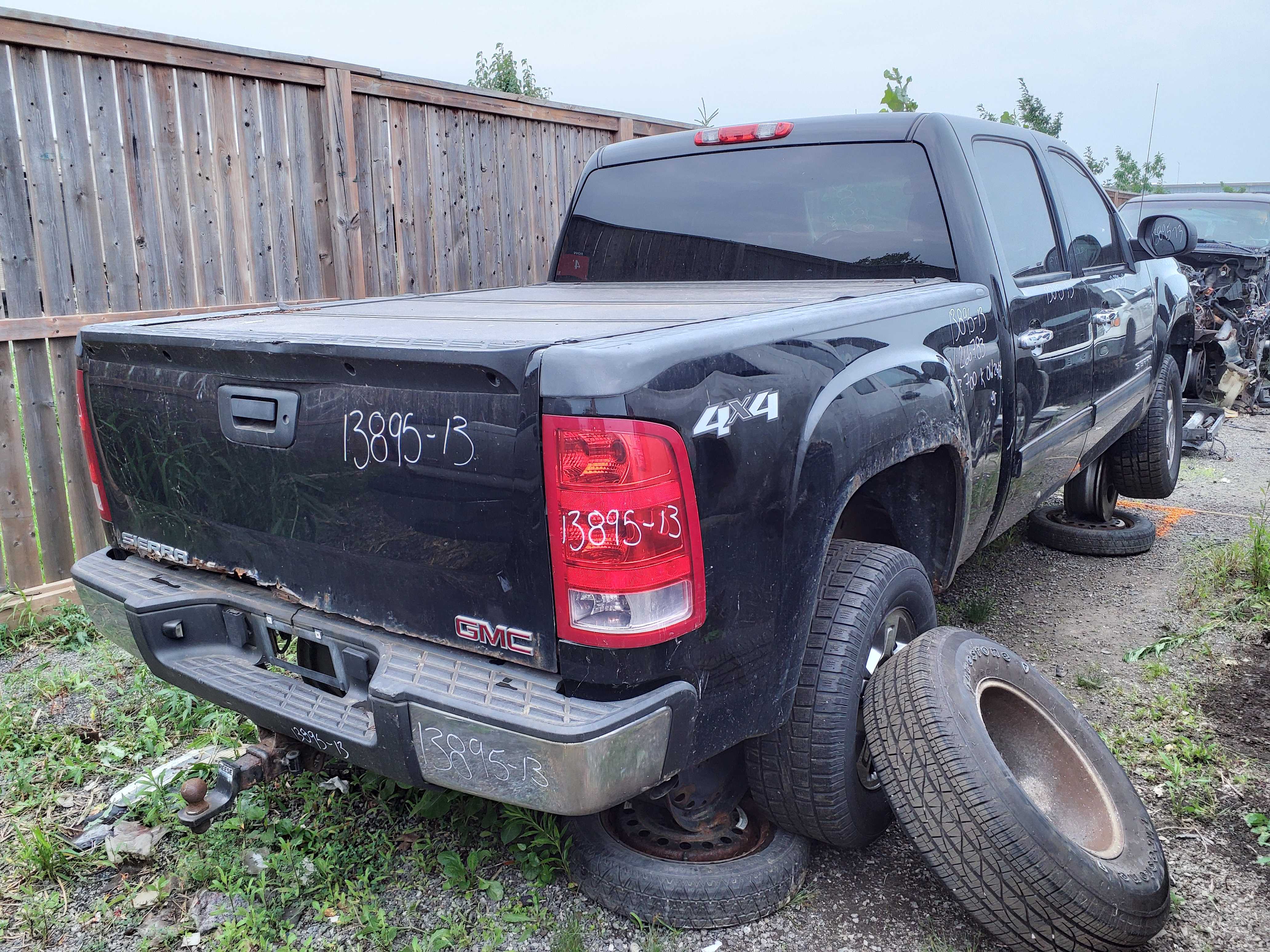 GMC SIERRA 1500 2013
