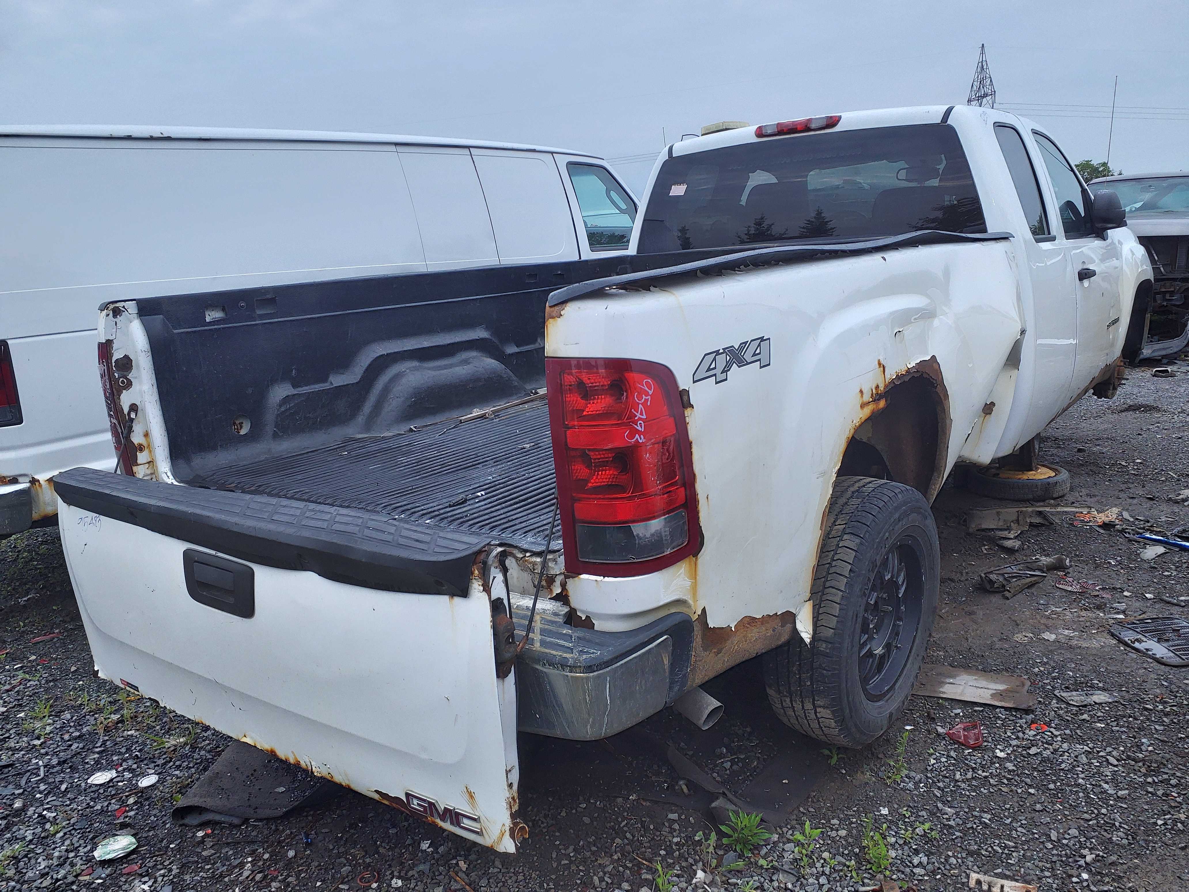 GMC SIERRA 1500 2013