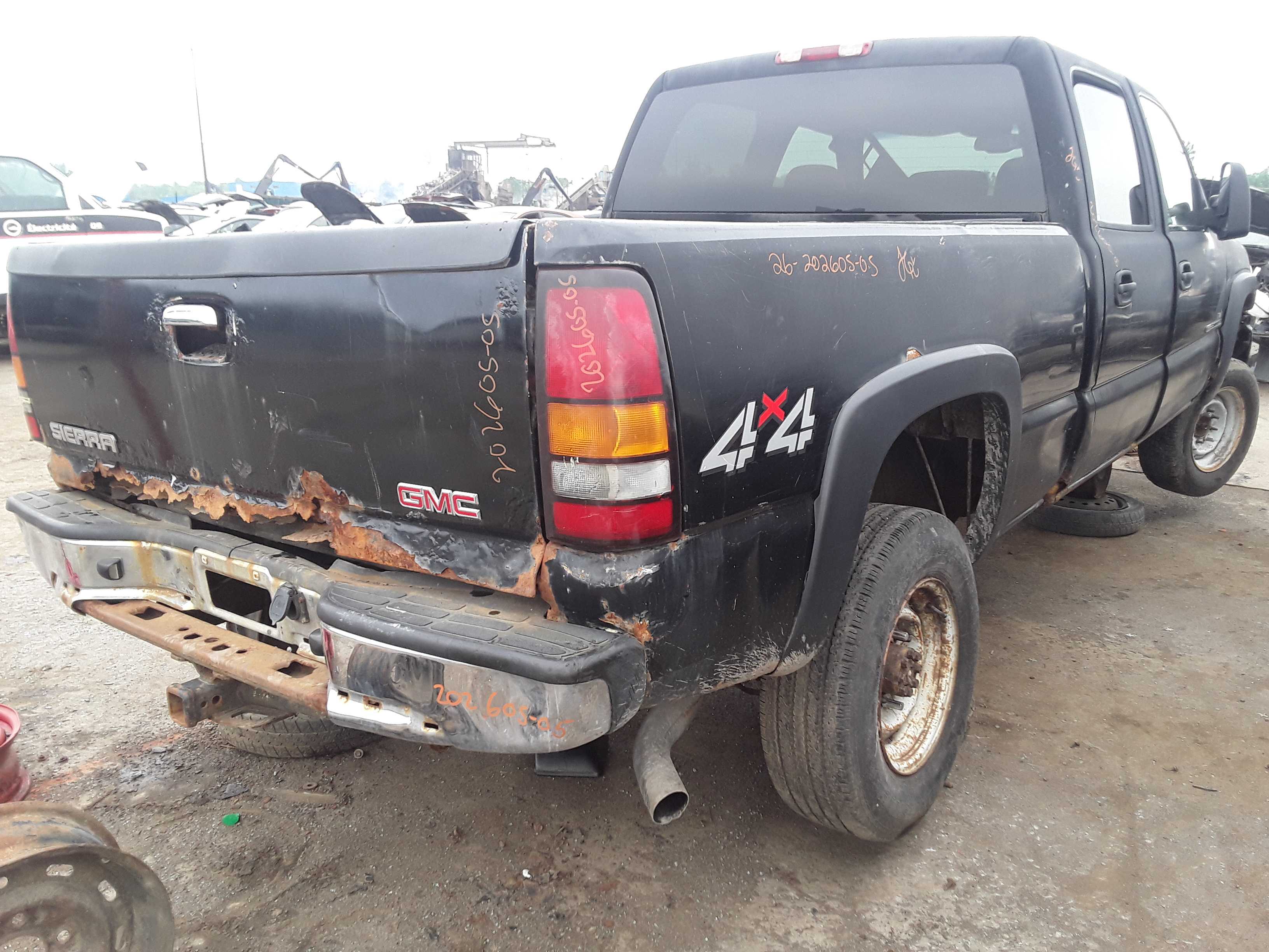 GMC SIERRA 2500 2005