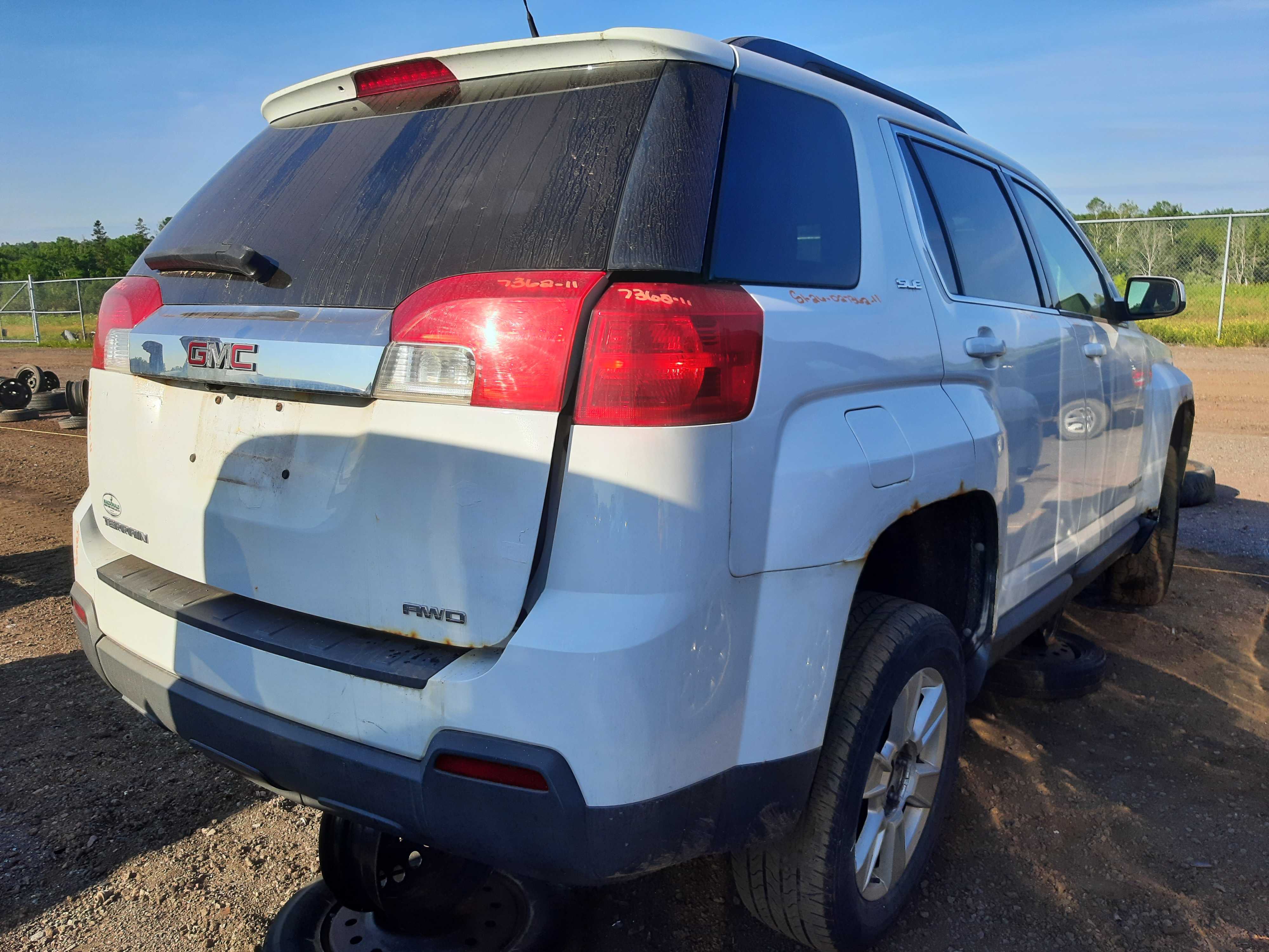 GMC TERRAIN 2011