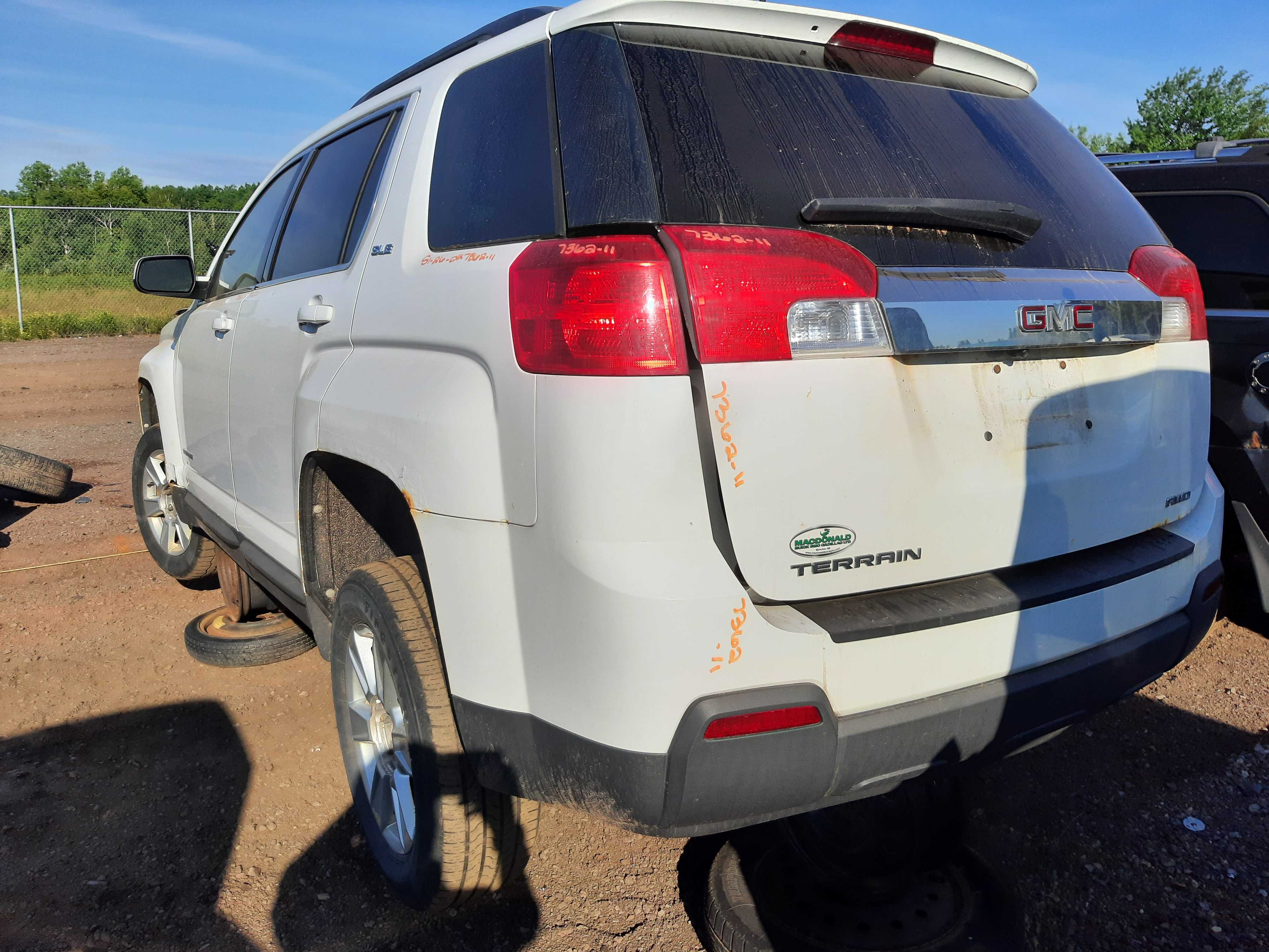 GMC TERRAIN 2011