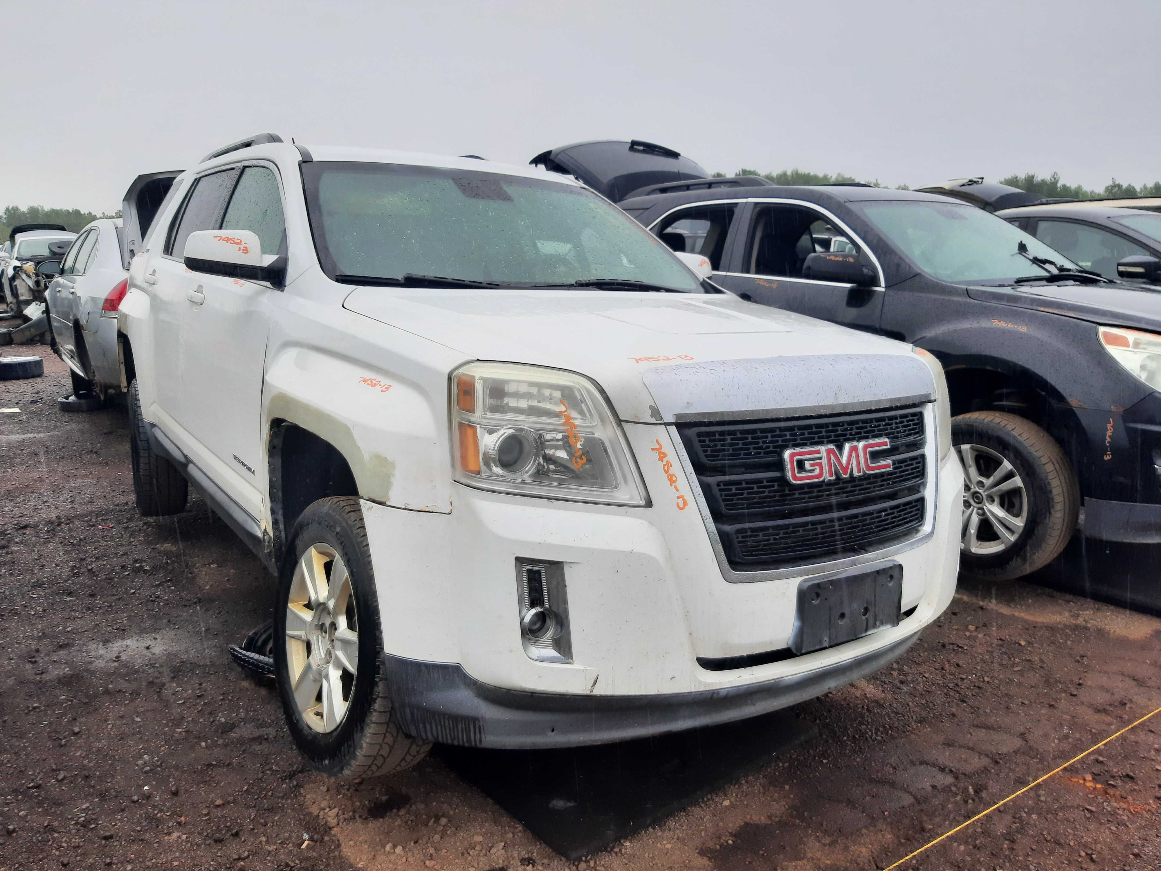 GMC VAN 2013