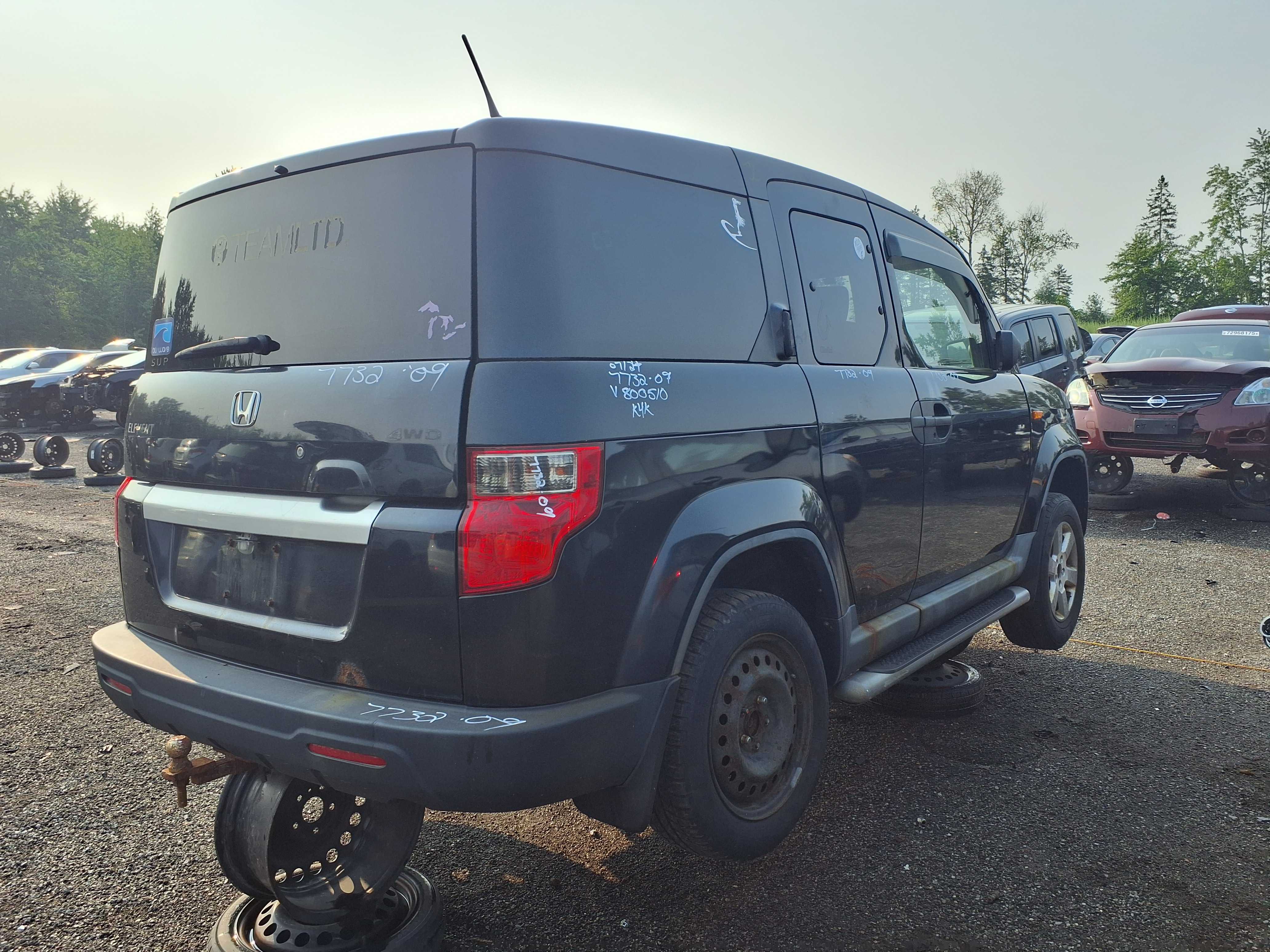 HONDA ELEMENT 2009