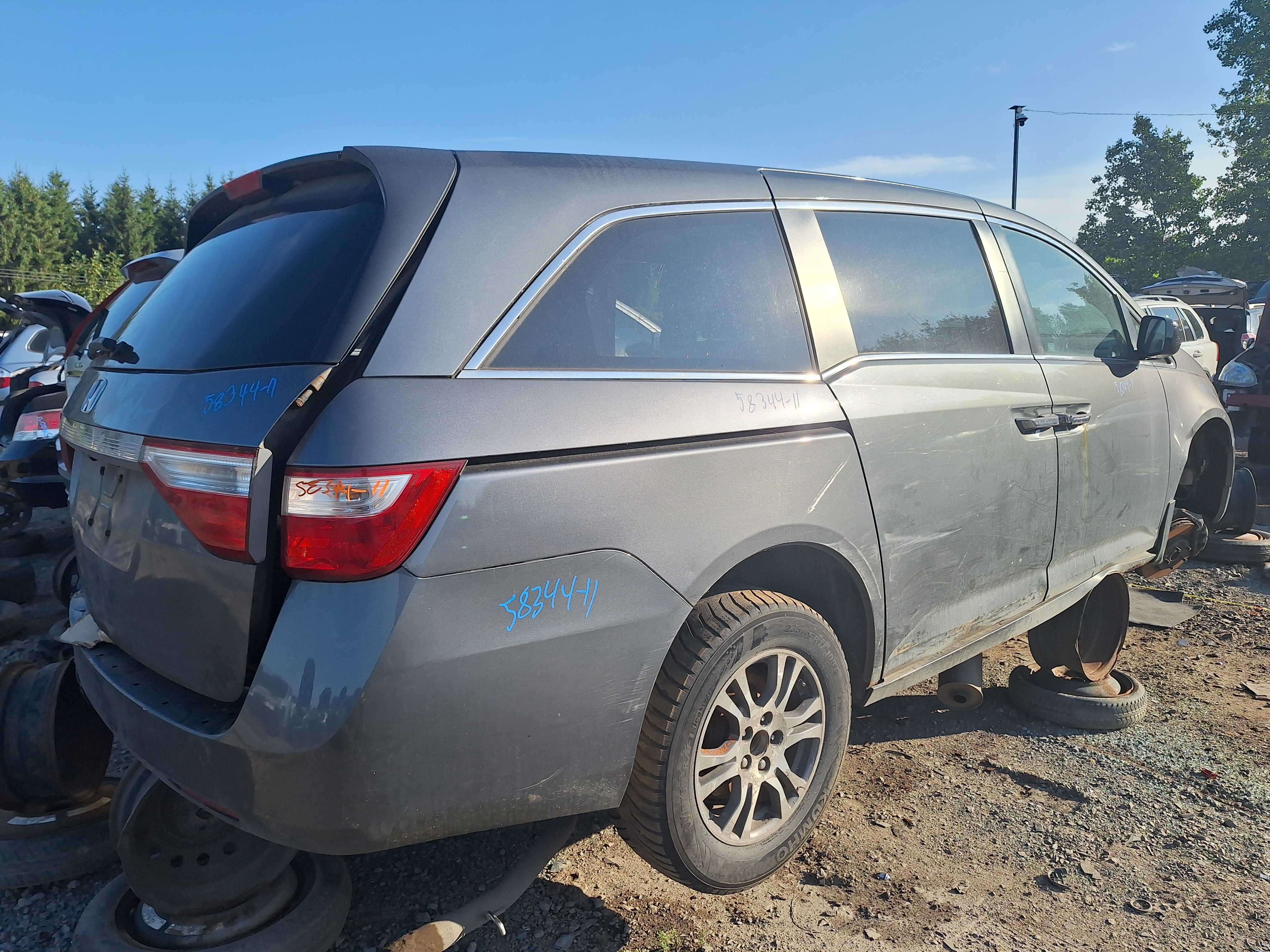 HONDA ODYSSEY 2011