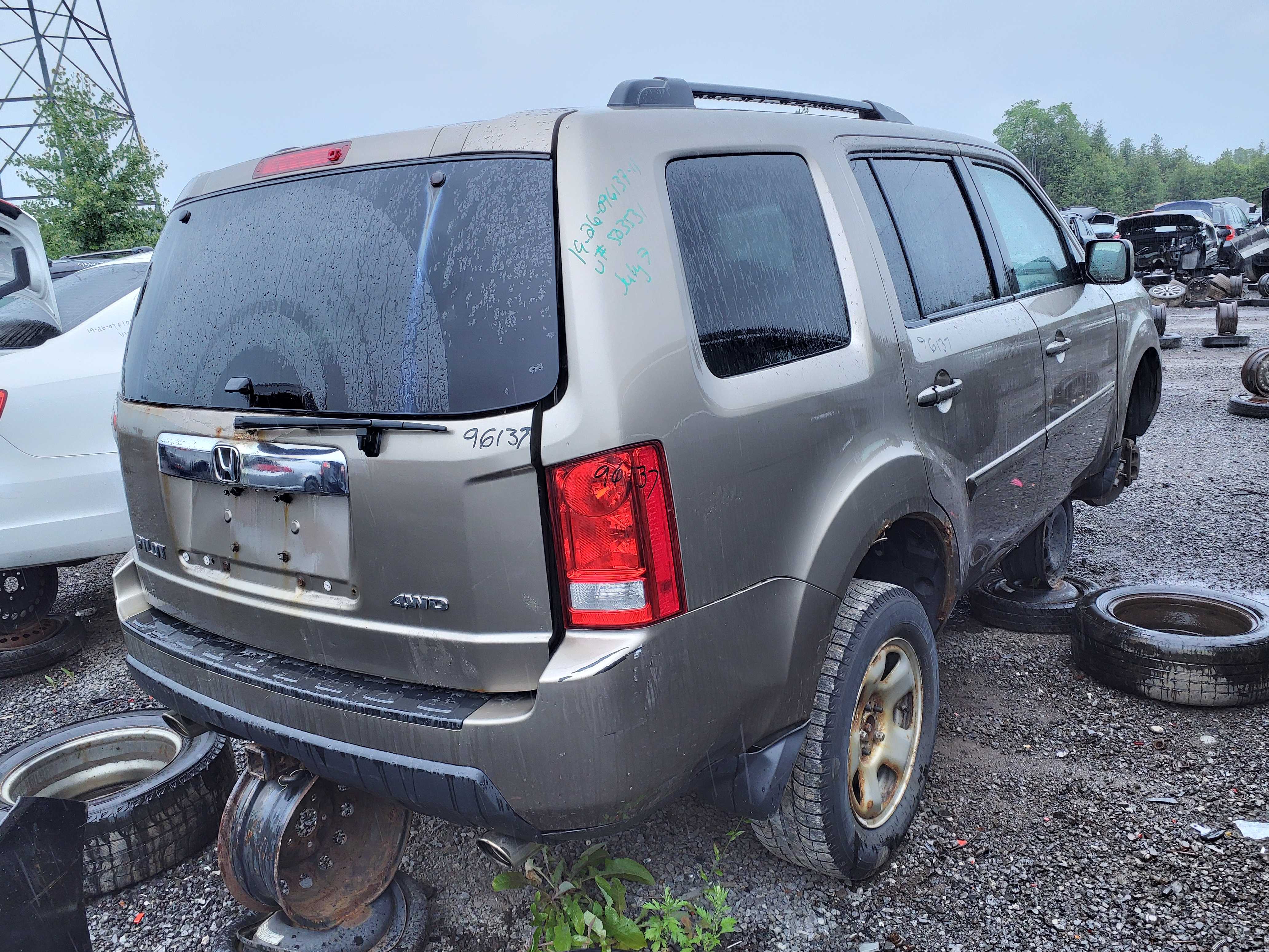 HONDA PILOT 2011