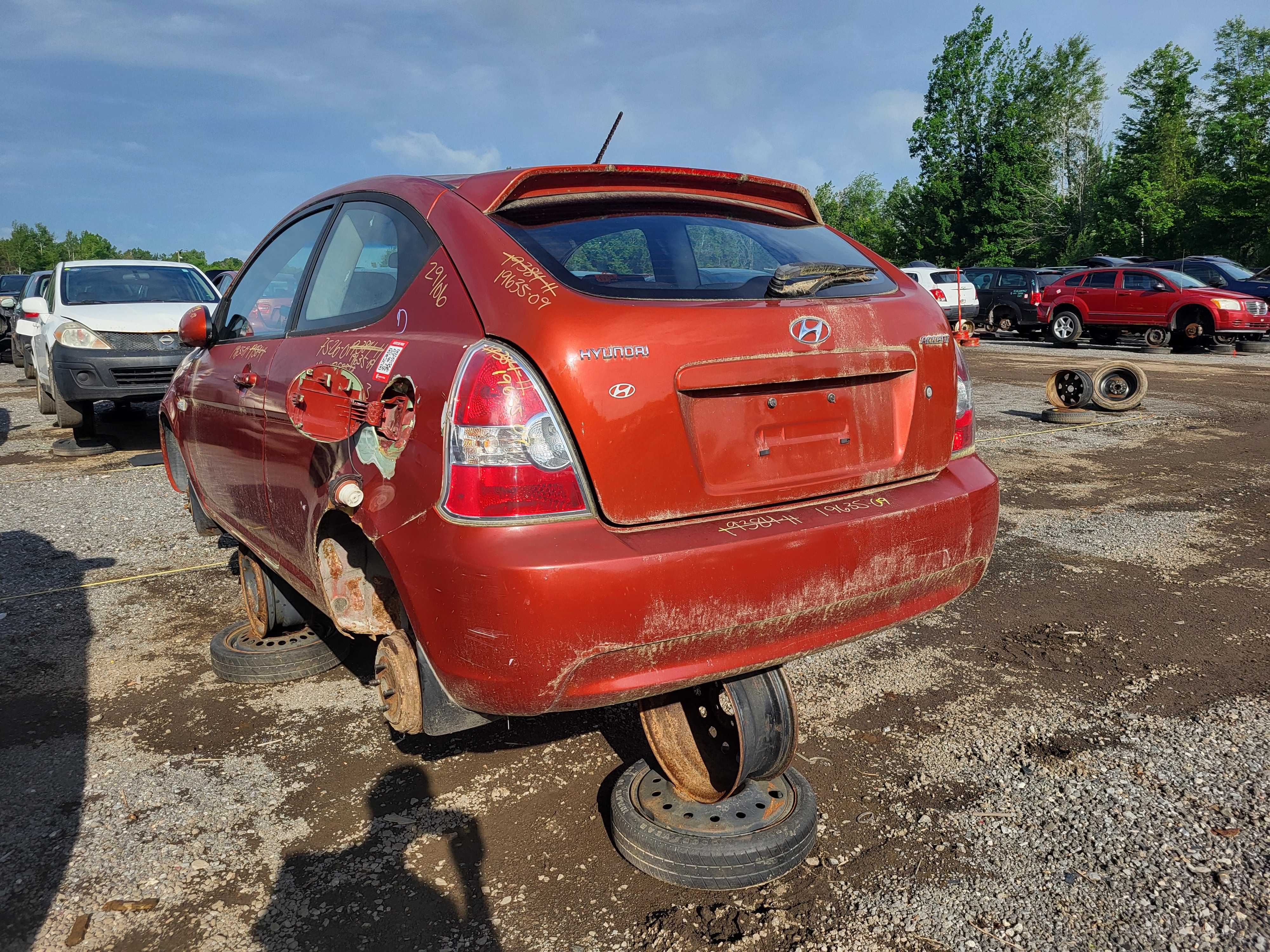HYUNDAI ACCENT 2009