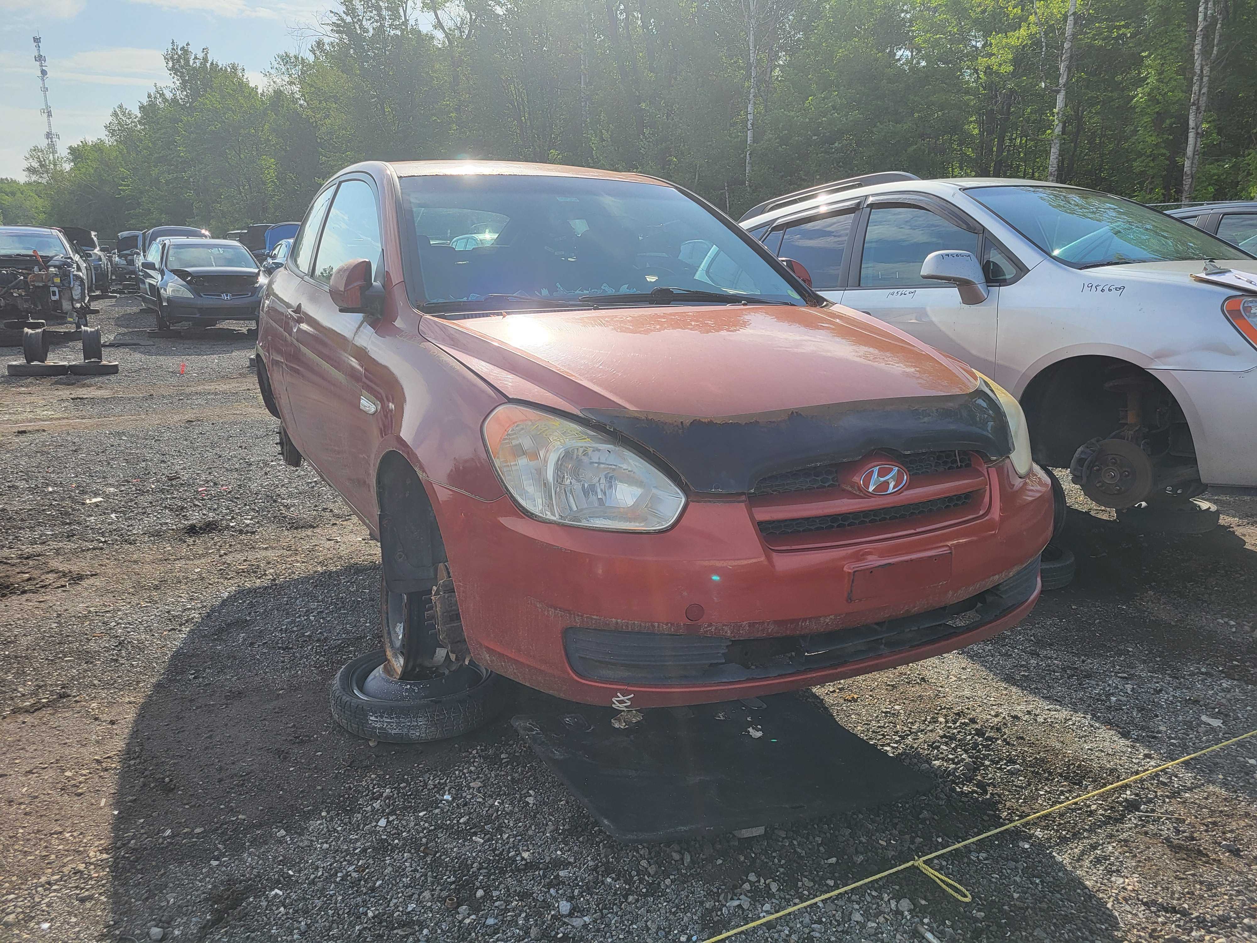 HYUNDAI ACCENT 2009