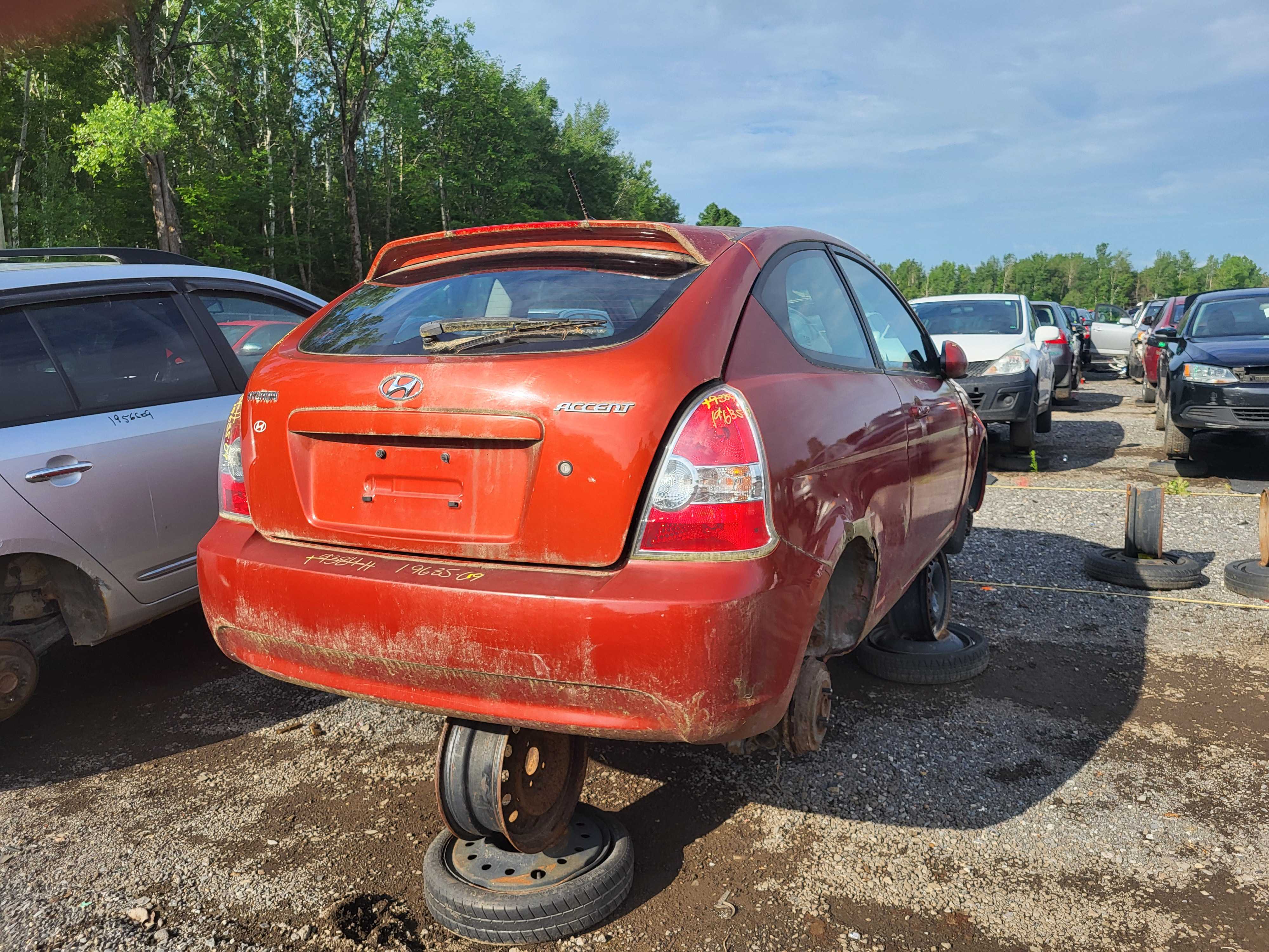 HYUNDAI ACCENT 2009