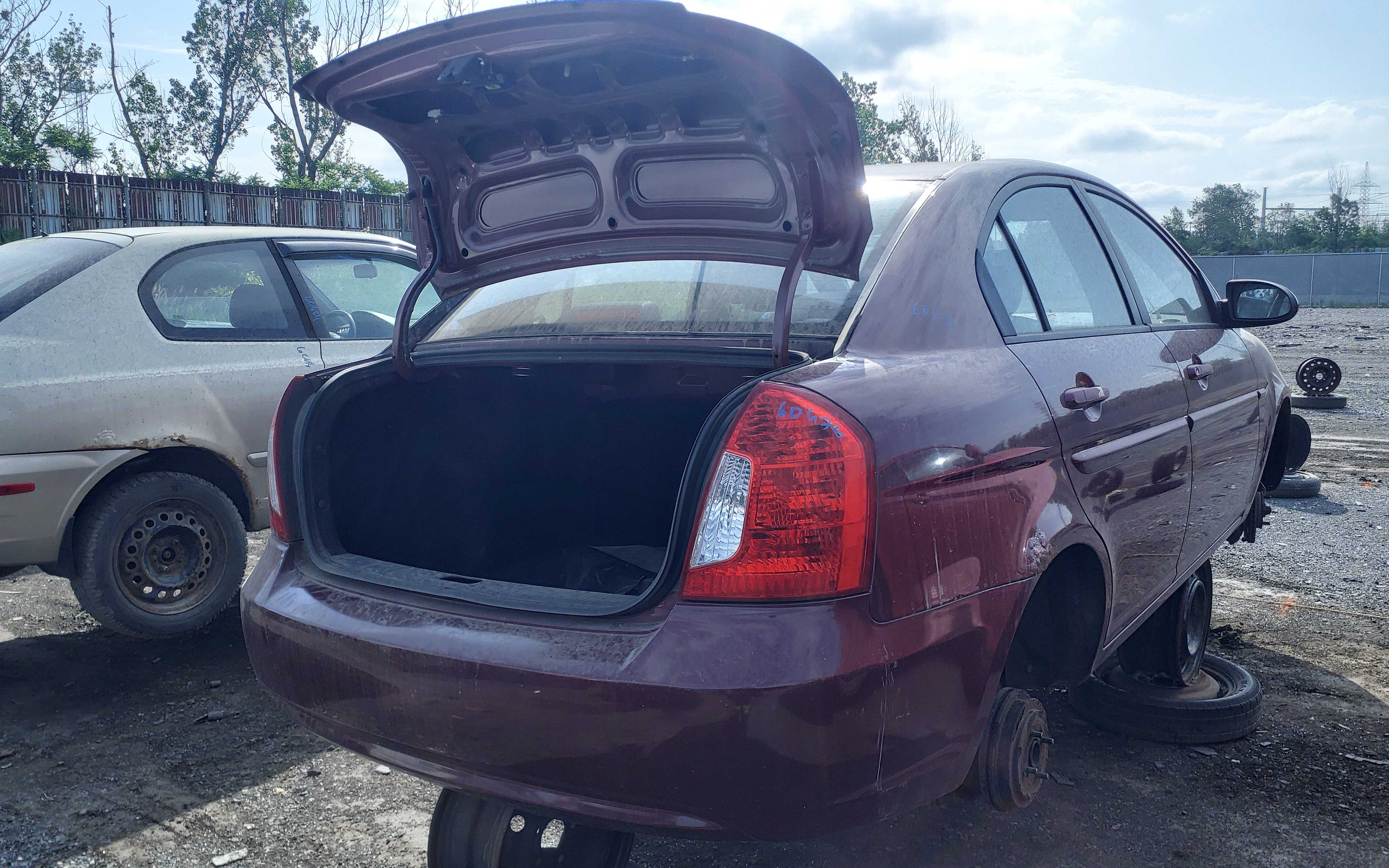 HYUNDAI ACCENT 2009