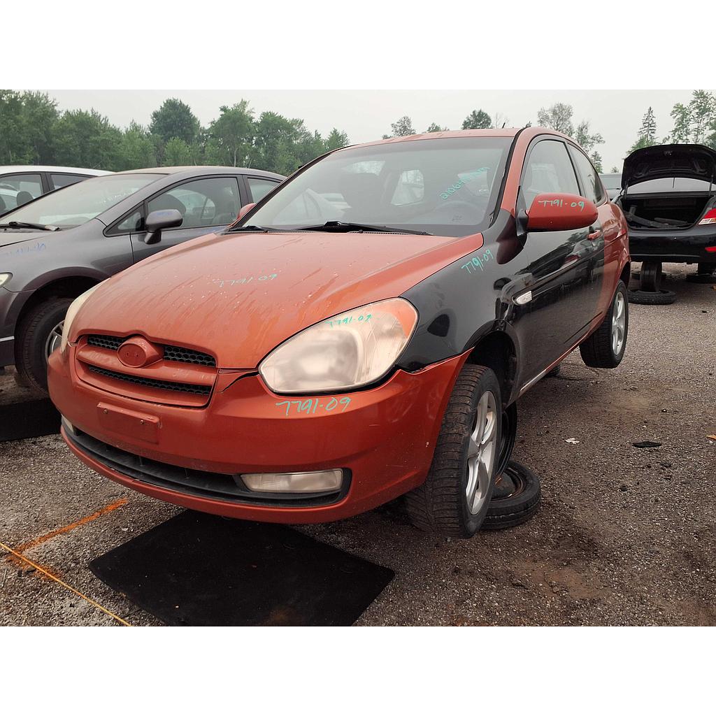 HYUNDAI ACCENT 2009