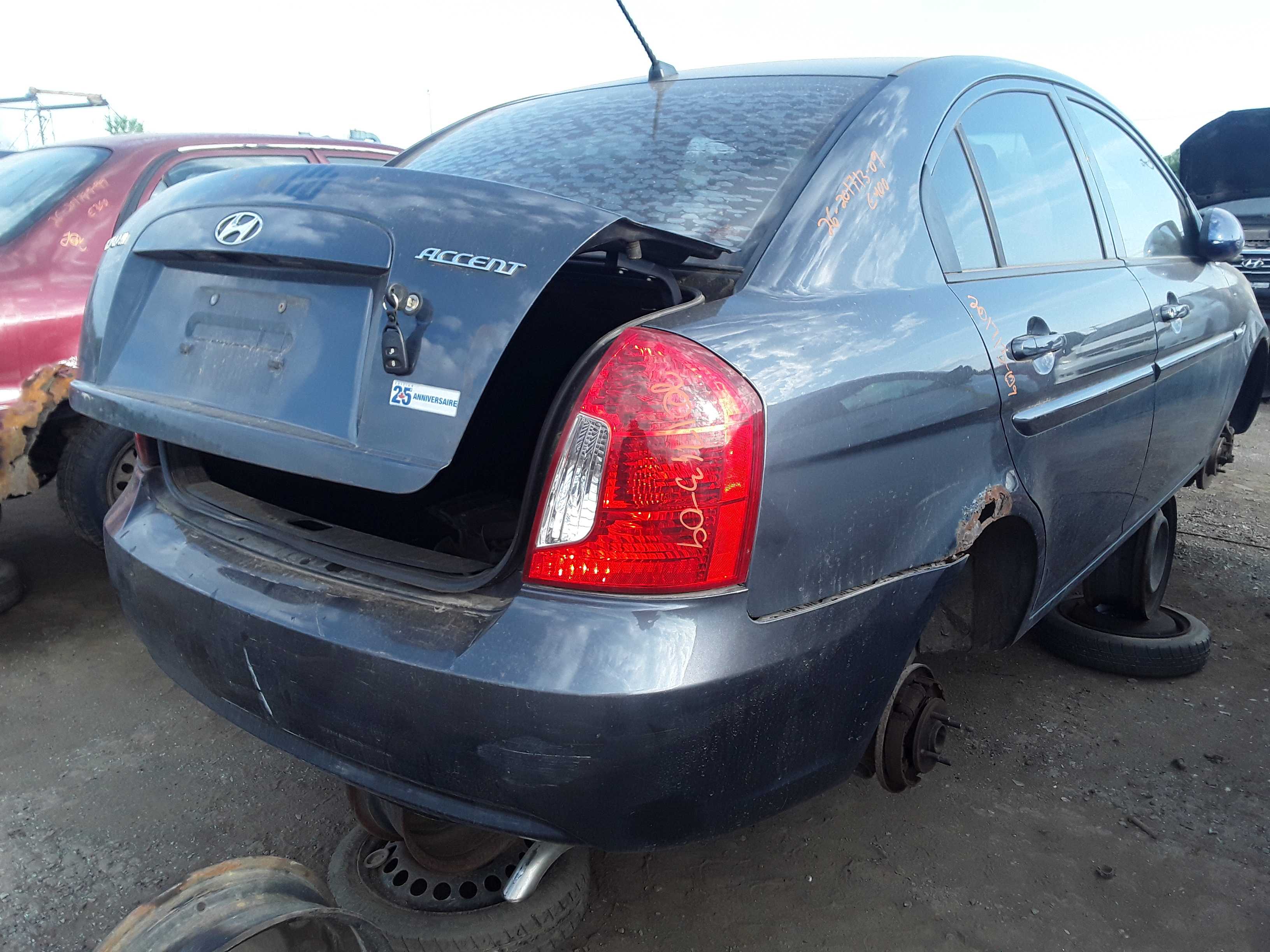 HYUNDAI ACCENT 2009