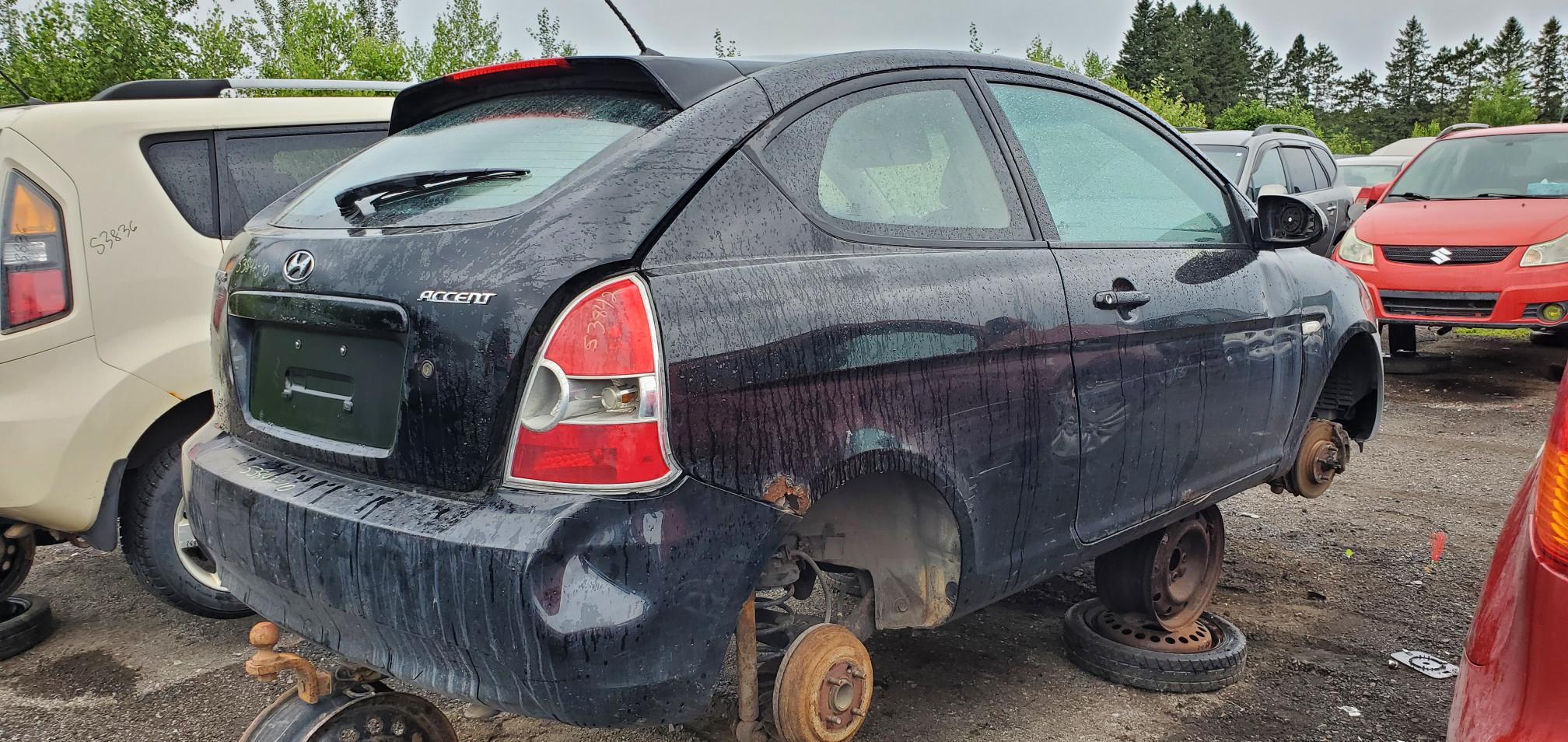 HYUNDAI ACCENT 2010