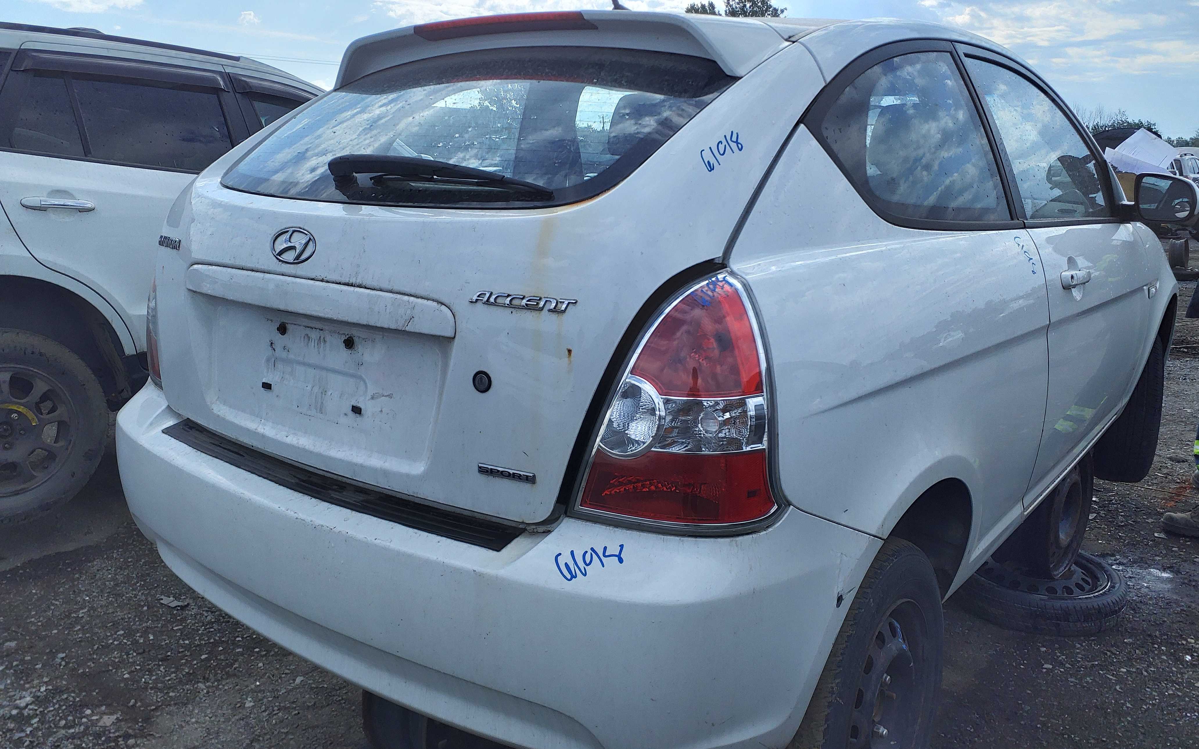 HYUNDAI ACCENT 2010
