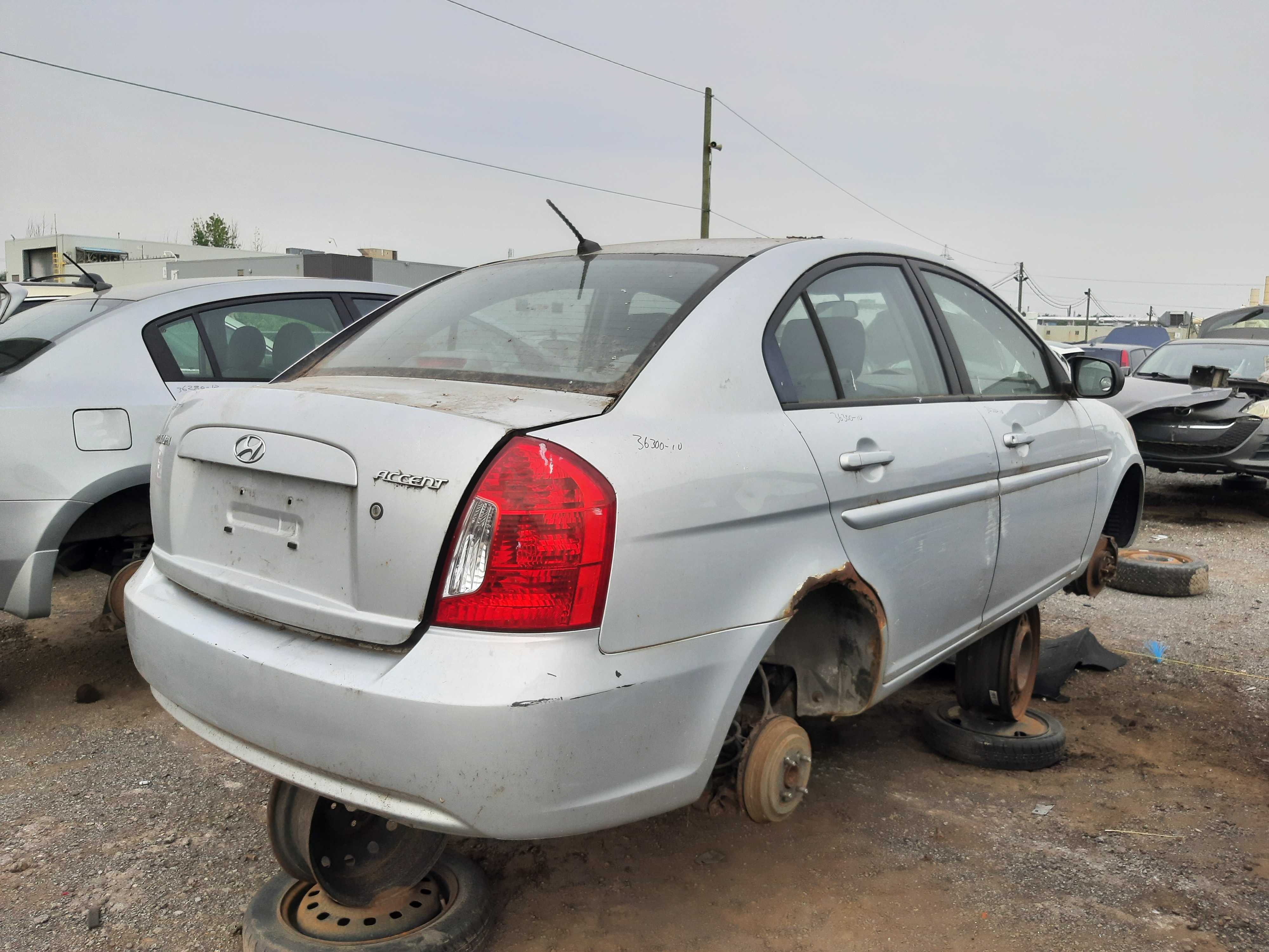 HYUNDAI ACCENT 2010