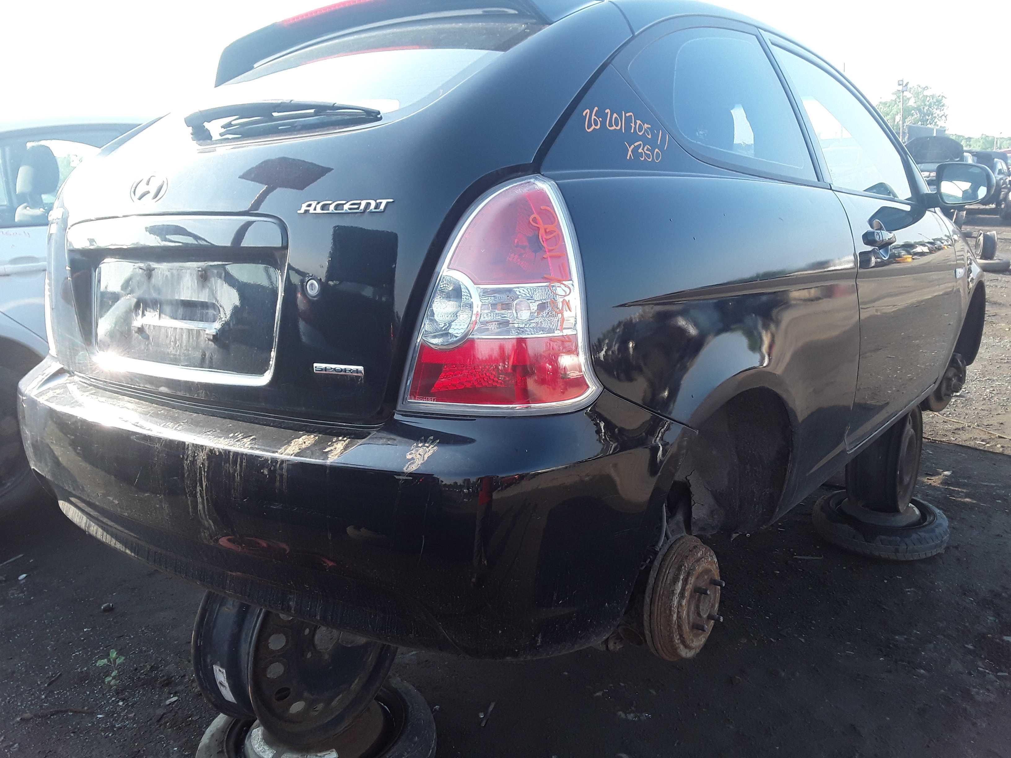 HYUNDAI ACCENT 2011