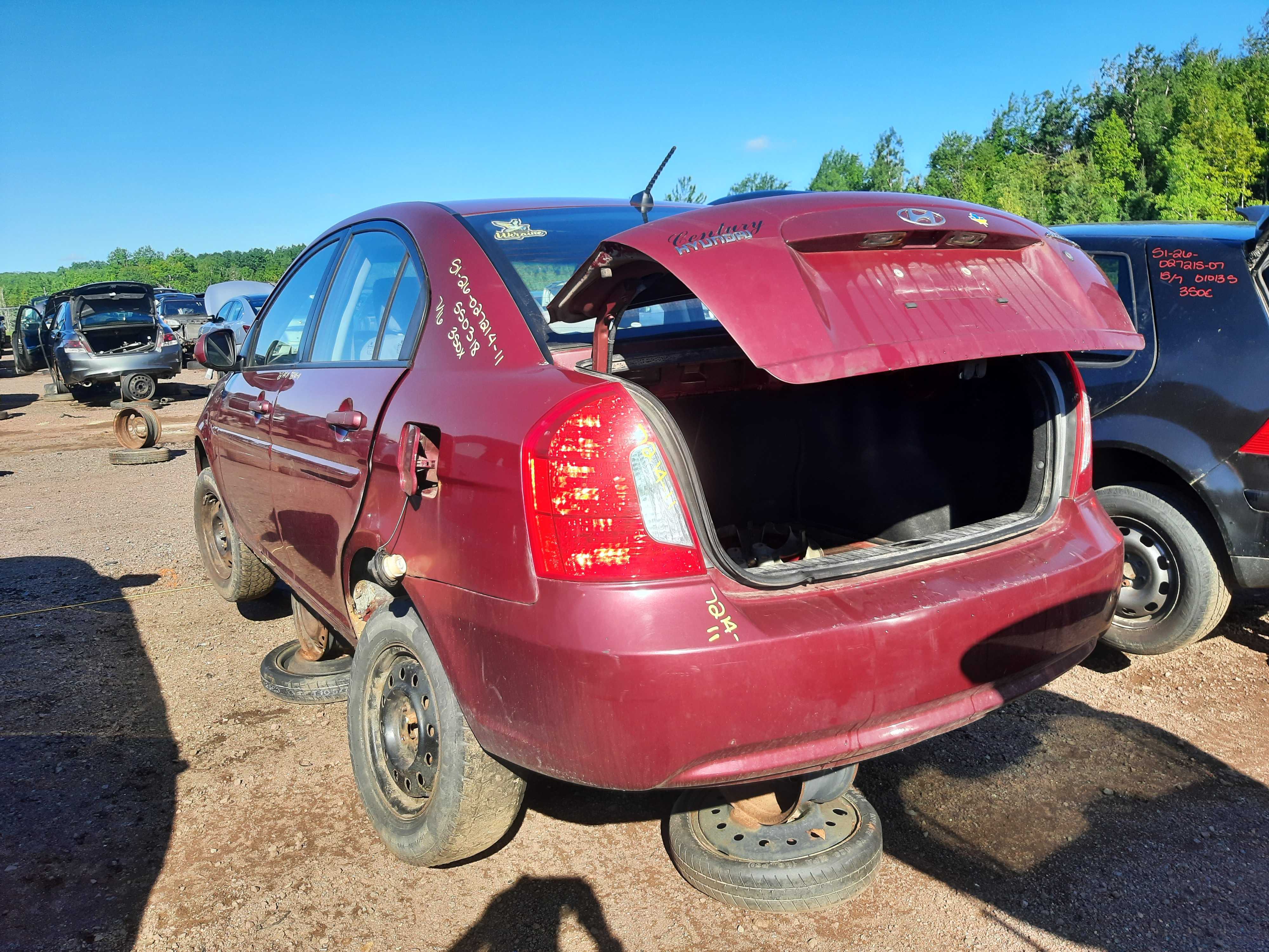 HYUNDAI ACCENT 2011