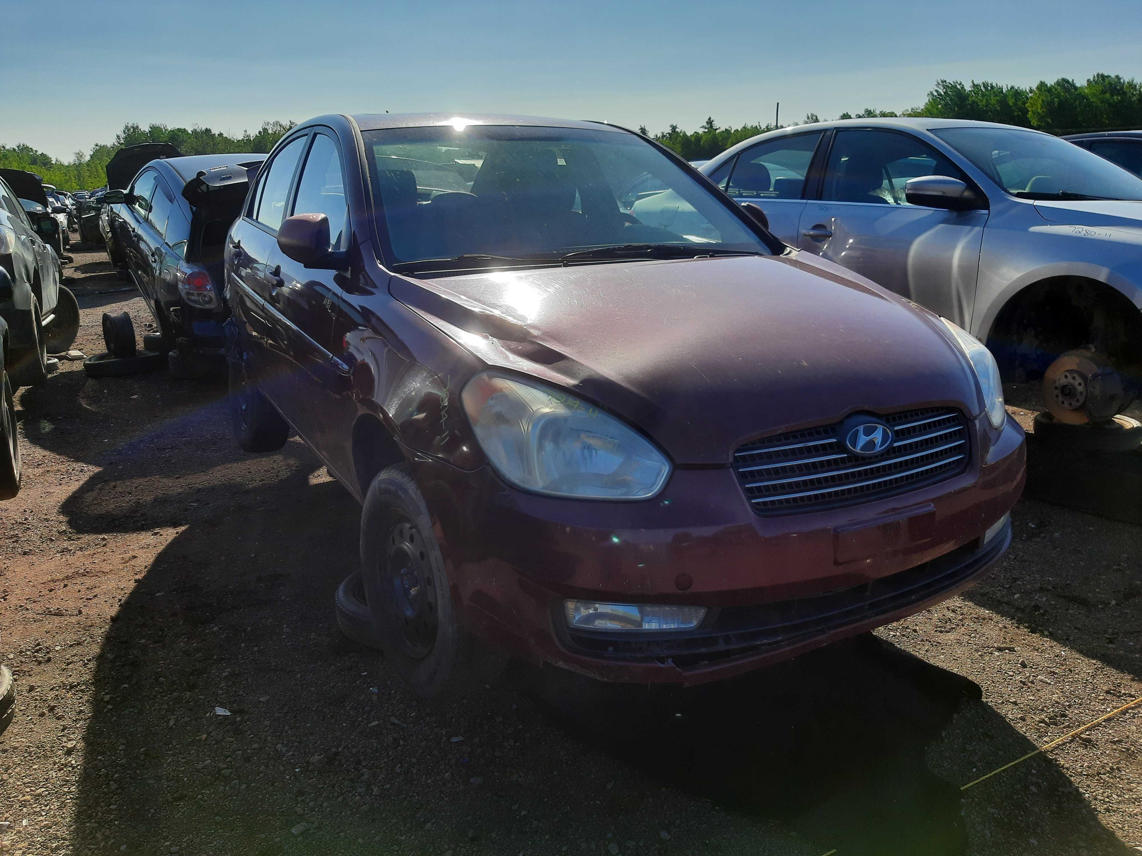 HYUNDAI ACCENT 2011