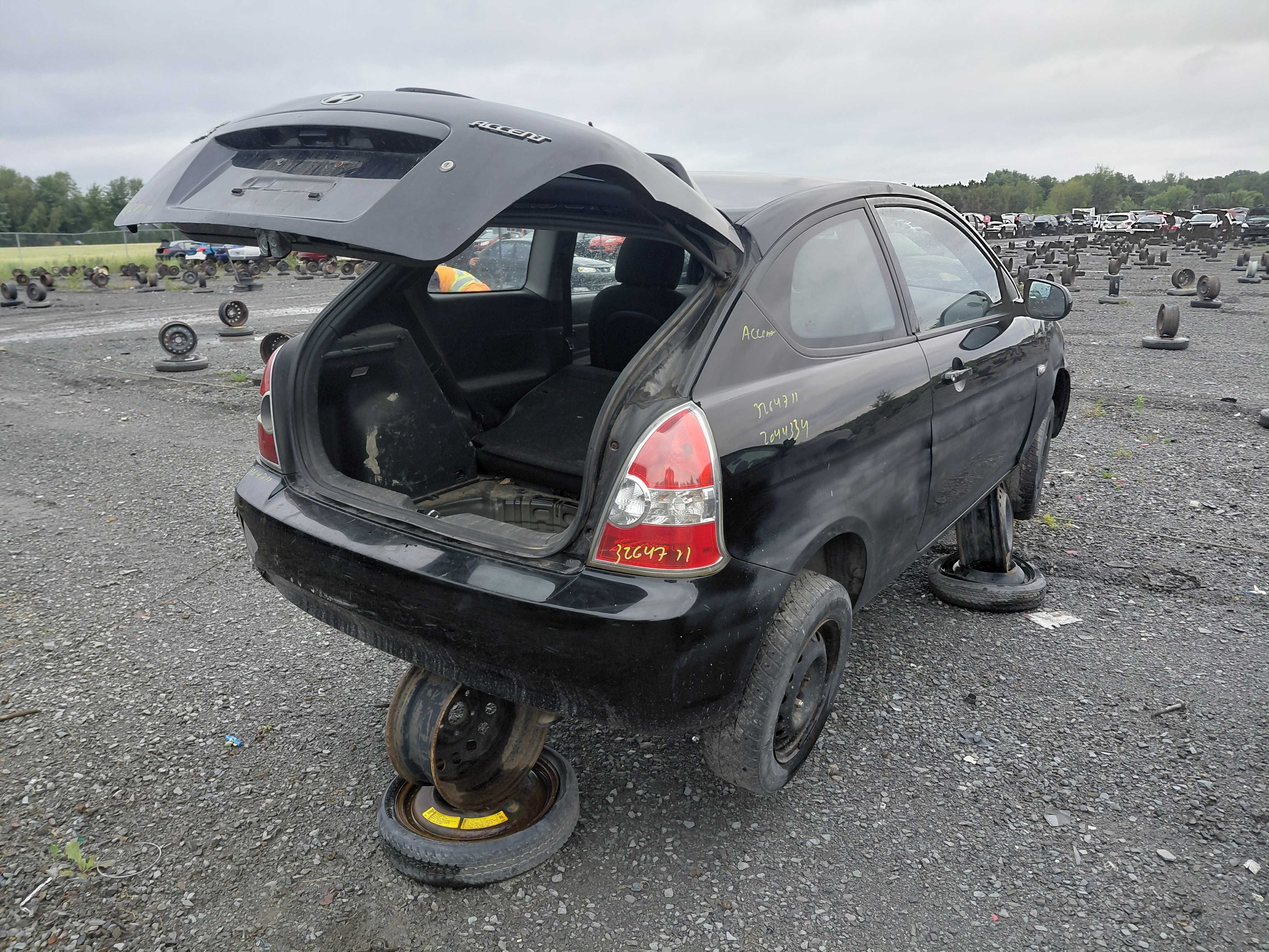 HYUNDAI ACCENT 2011