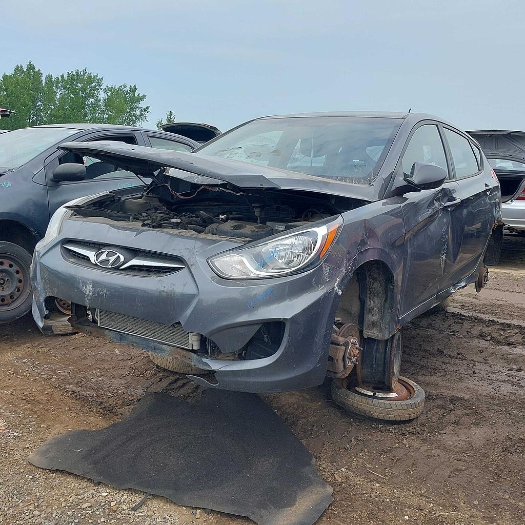 HYUNDAI ACCENT 2012