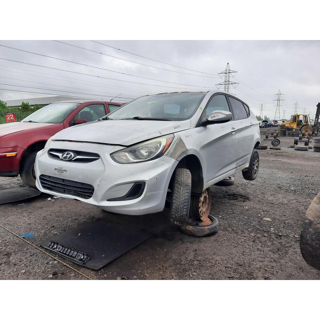 HYUNDAI ACCENT 2012