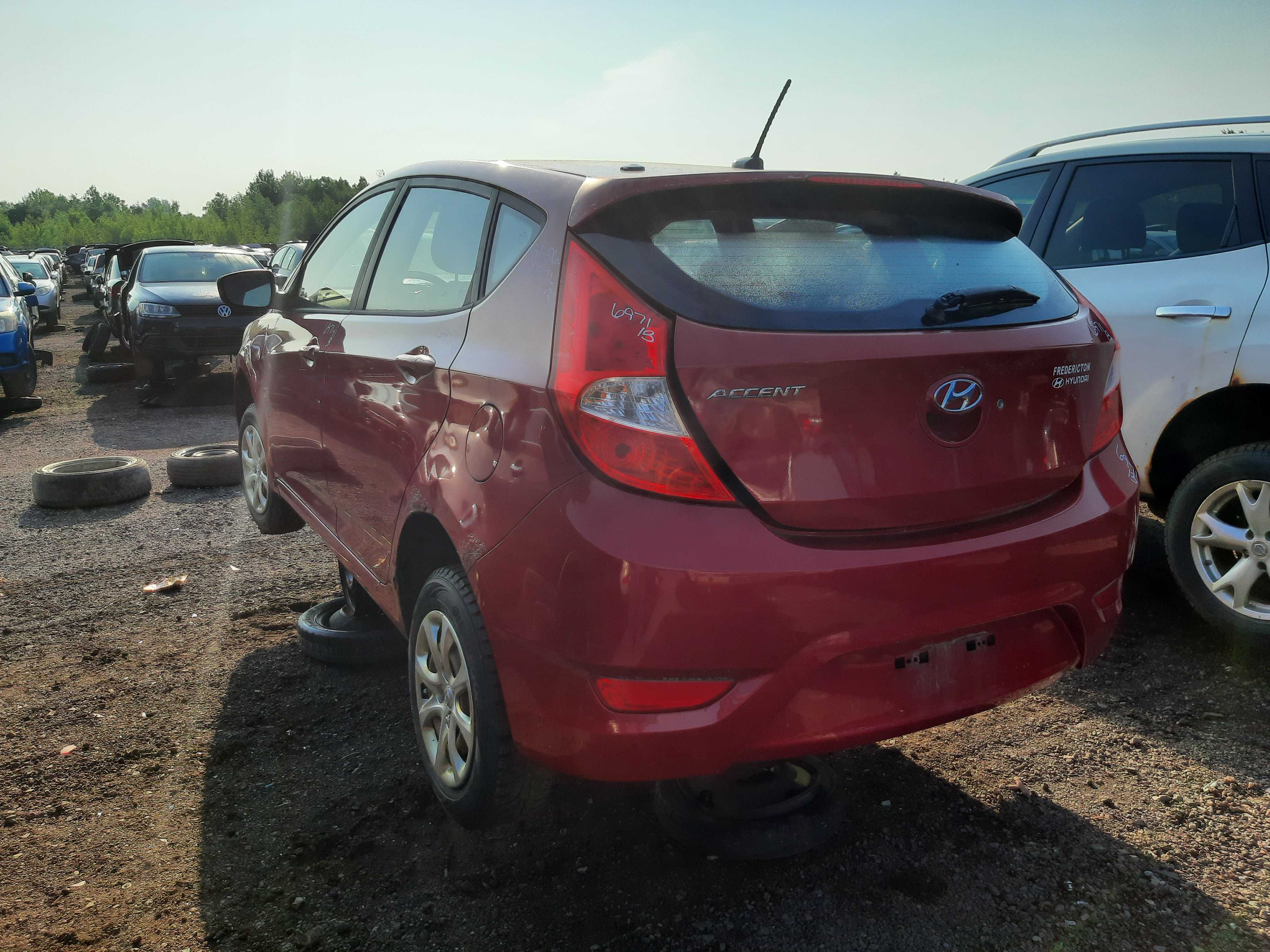HYUNDAI ACCENT 2013